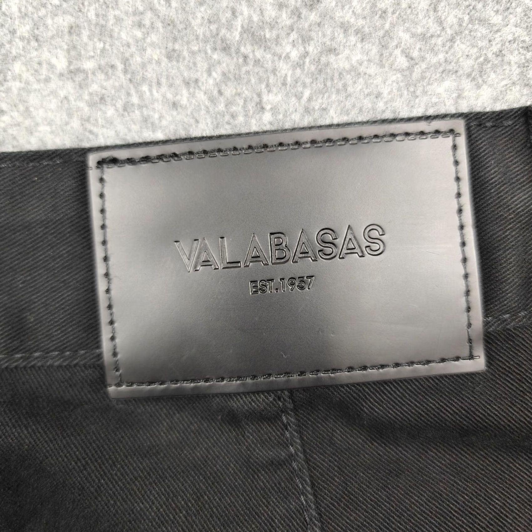 Vintage Valabasas Cargo Shorts Mens 32 Black Floral Rhinestone Canvas Streetwear Pockets Size US 32 / EU 48 - 7 Thumbnail