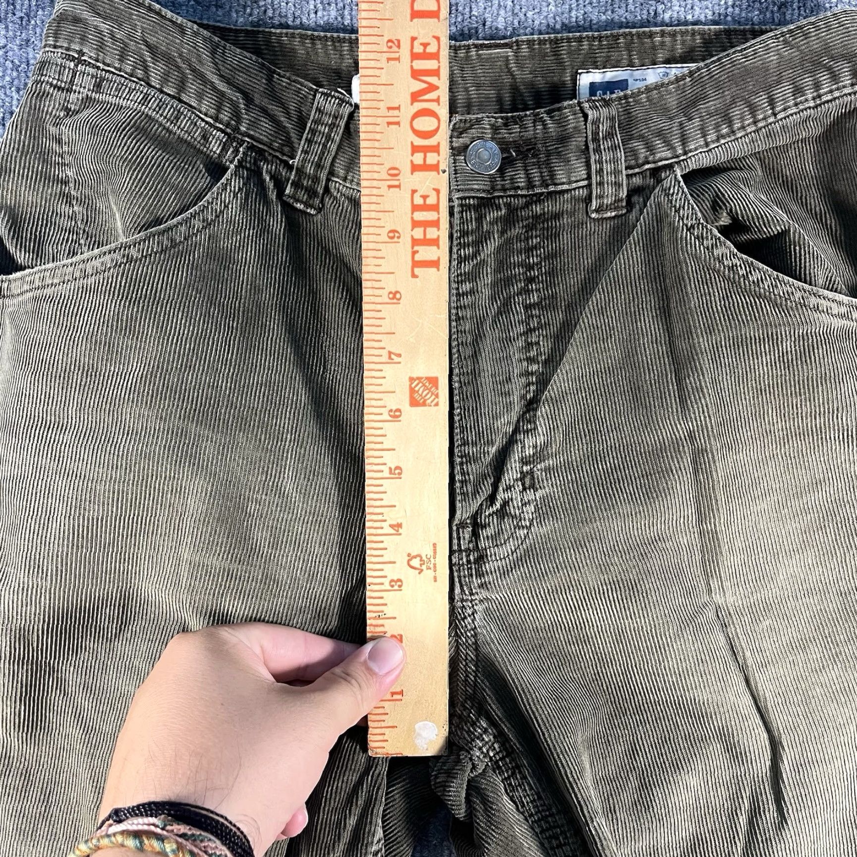 Gap VTG Gap Worker Jean Corduroy Pants Men 30x28 Wide-Leg Relaxed 1969 Hoodie? Wait hat. Size US 30 / EU 46 - 3 Thumbnail