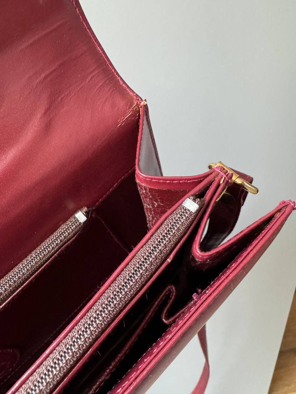 Cartier × Designer × Vintage Vintage Cartier Paris Burgundy Leather Bag Size ONE SIZE - 7 Thumbnail