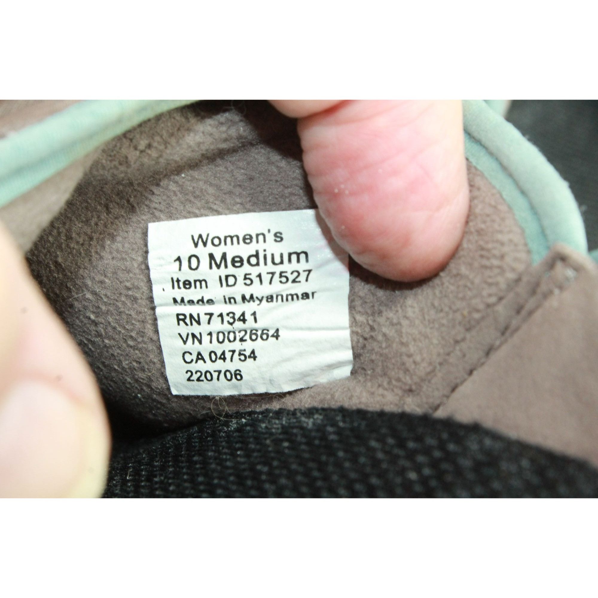 L.L. Bean LL Bean Mountain Classic Nylon Quilted Outdoor Slides Size US 10 / IT 40 - 8 Thumbnail