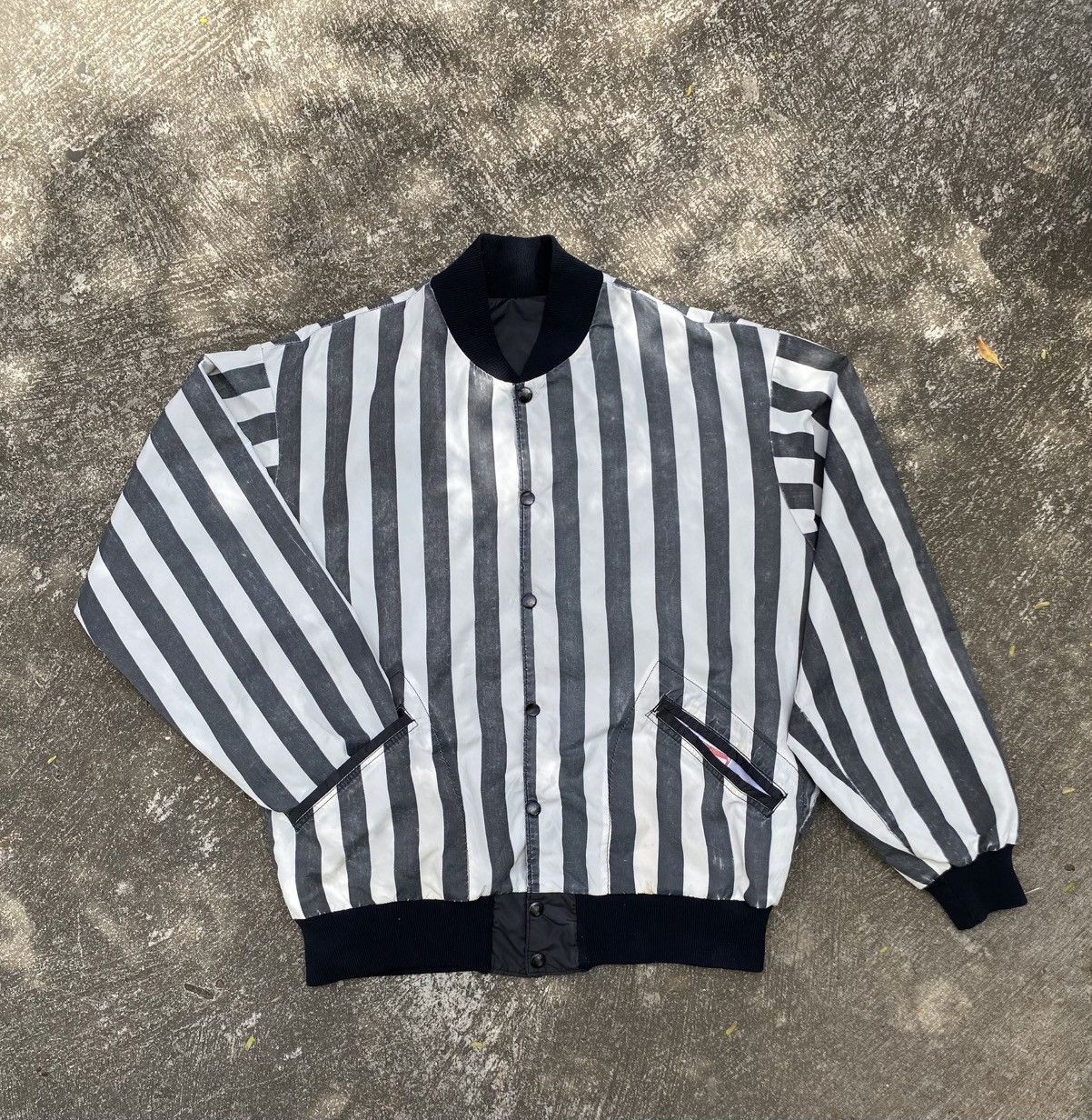Vintage NFIOA Black and White Striped Bomber Jacket. Size US XL / EU 56 / 4 - 1 Thumbnail