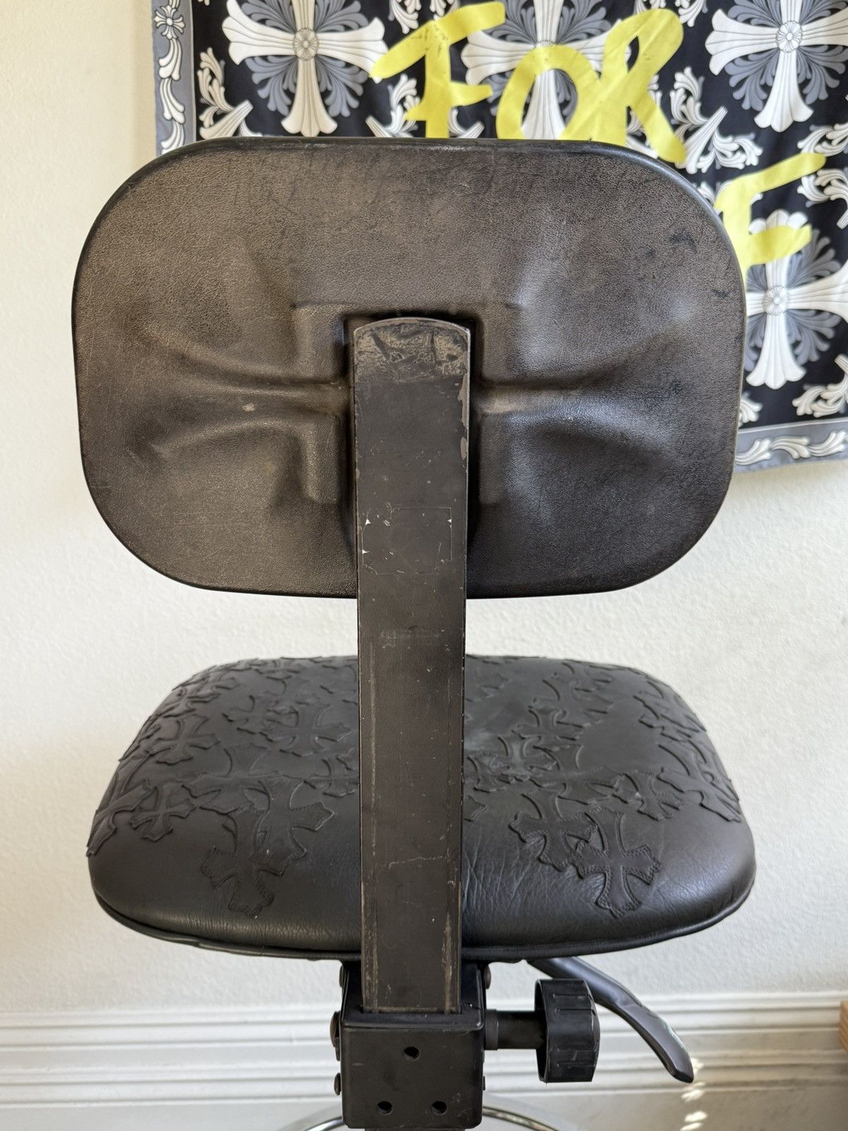 Chrome Hearts CHROME HEARTS VINTAGE LEATHER 66 CROSS PATCH CHAIR FURNITURE Size ONE SIZE - 5 Thumbnail