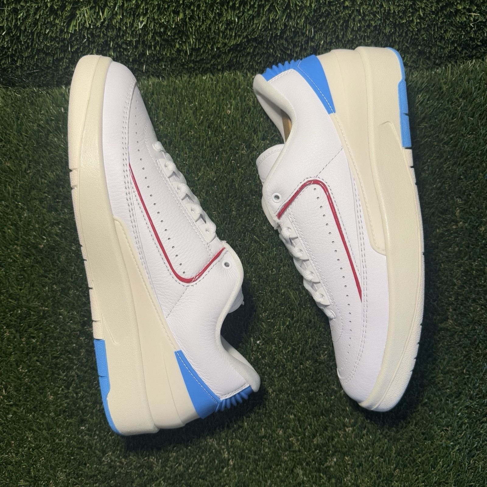 Jordan Brand Size 8.5 - Air Jordan 2 Retro Low NC to Chi W Size US 8.5 / IT 38.5 - 4 Thumbnail