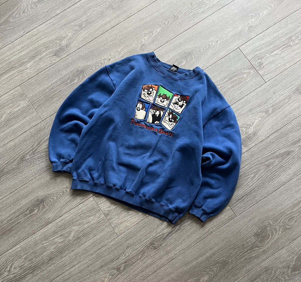 Band Tees × Warner Bros 1996 Vintage 💥 Looney Tunes Tasmanian Devil Sweatshirt Movie Size US M / EU 48-50 / 2 - 2 Thumbnail
