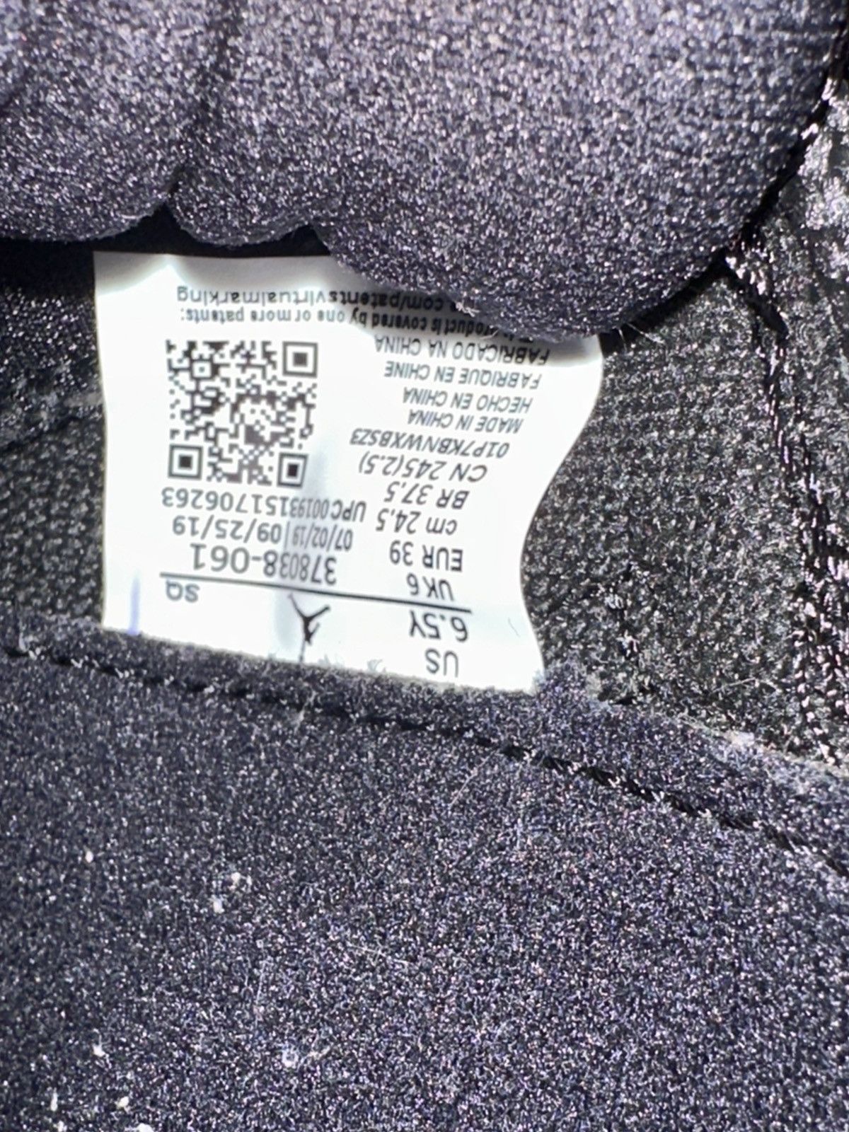 Jordan Brand Air Jordan 11 Retro (GS) Size US 6.5 / EU 39-40 - 8 Thumbnail