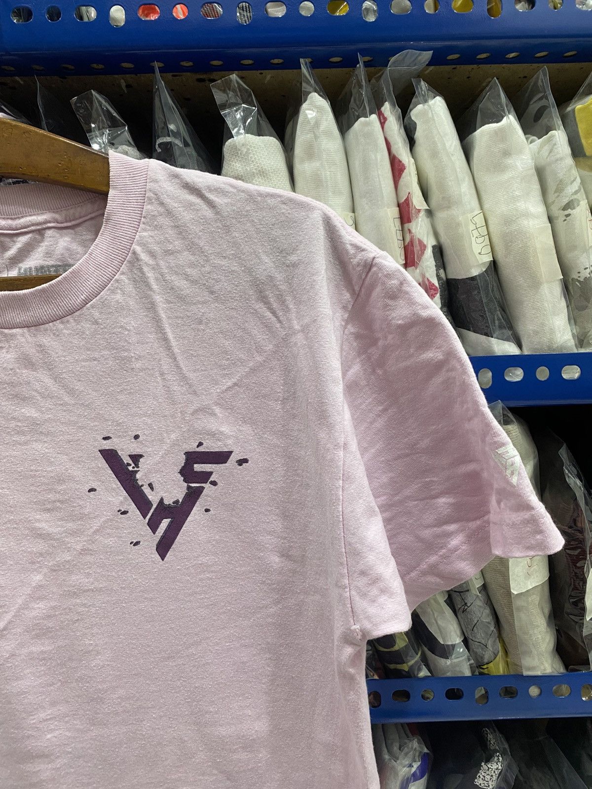 Hypland HYPLAND X HUNTER X HUNTER ANIME TSHIRT Size US M / EU 48-50 / 2 - 3 Thumbnail