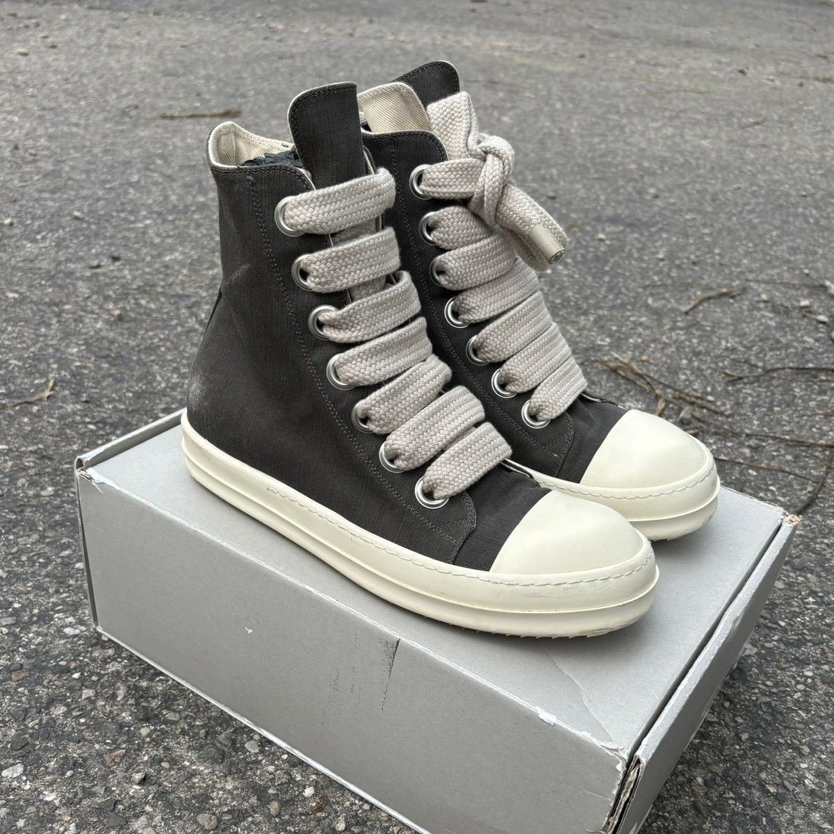 Rick Owens Rick Owens Jumbo Lace Ramones - 42 | Grailed