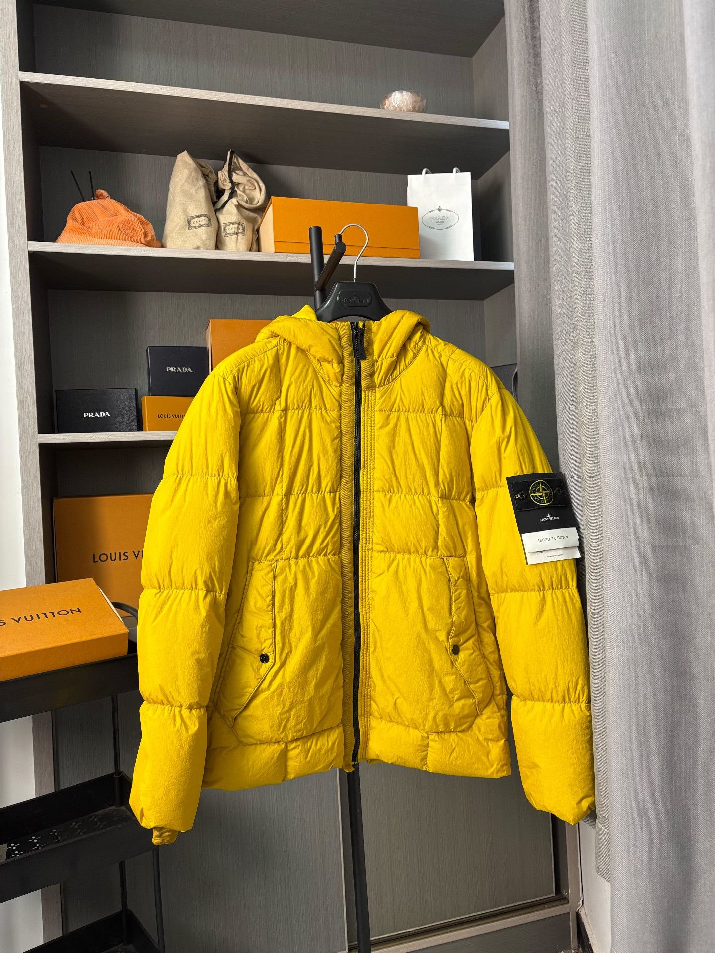 Stone Island Stone Island Down Yellow Heavy Coat XL Men Size US XL / EU 56 / 4 - 1 Thumbnail