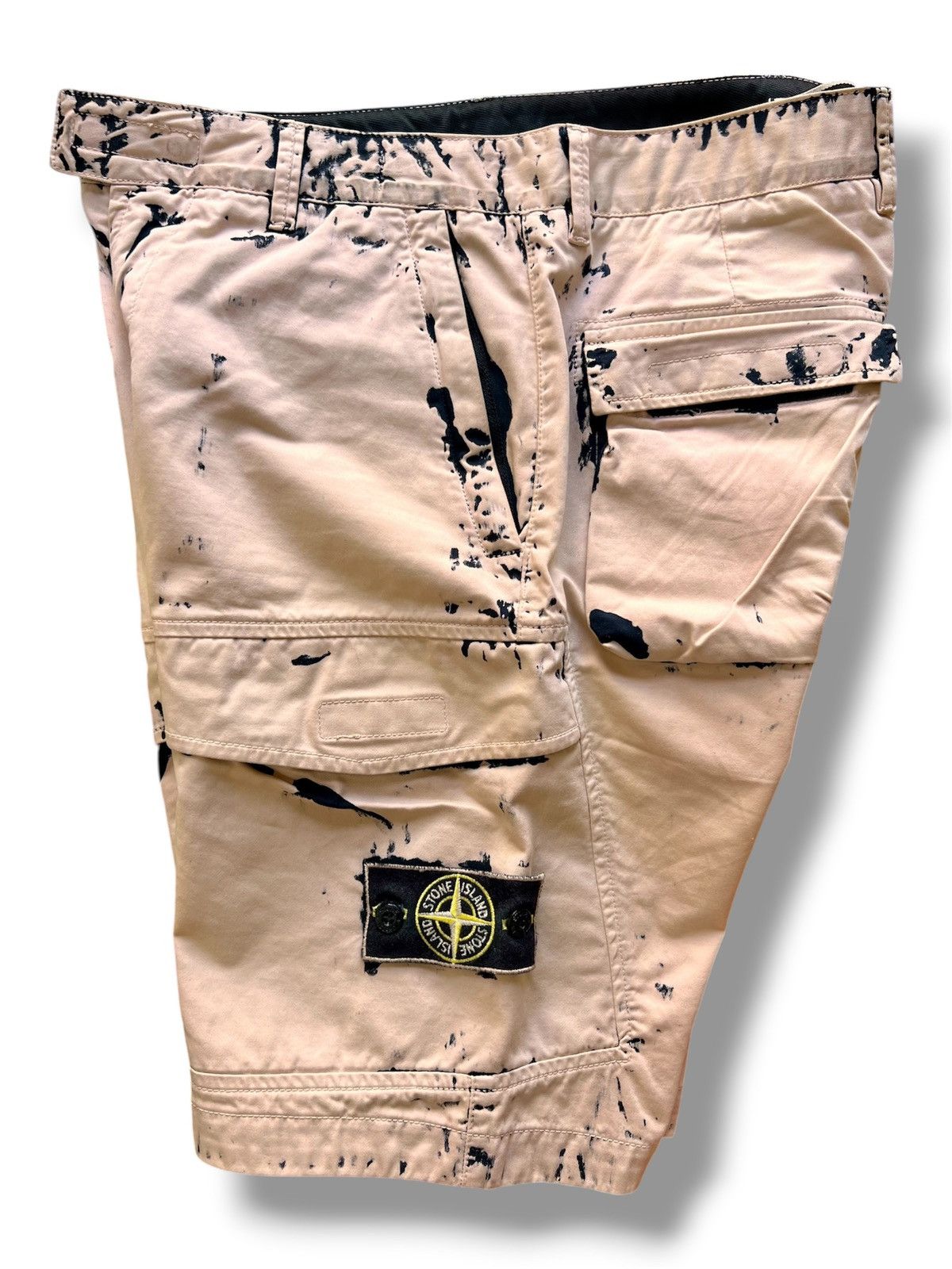 Stone Island Stone Island Hand Corrosion Cargo Shorts Type RE W30 Size US 30 / EU 46 - 7 Thumbnail