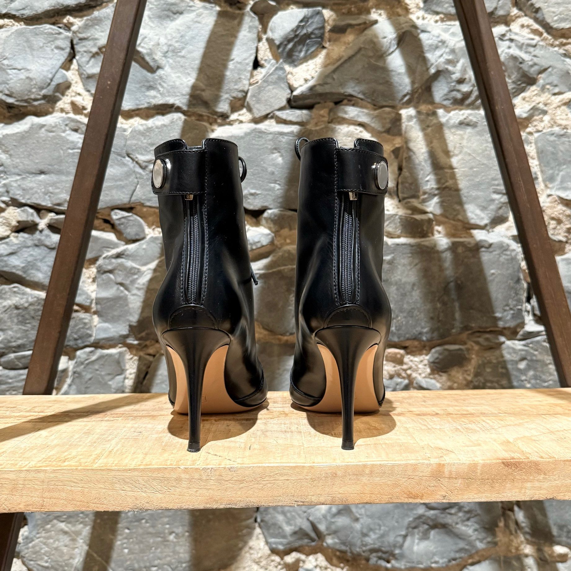 Gianvito Rossi Gianvito Rossi Black Leather Lace-up Heeled Booties Size US 8 / IT 38 - 5 Thumbnail