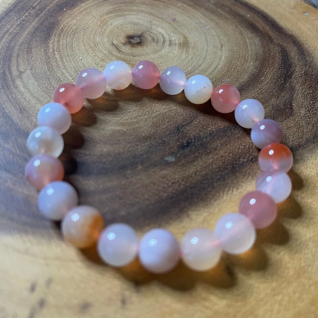 Other Yuan yuan Agate bracelet striped layers light rainbow colors stretch 10mm 7.5” natural crystal Size ONE SIZE - 7 Thumbnail