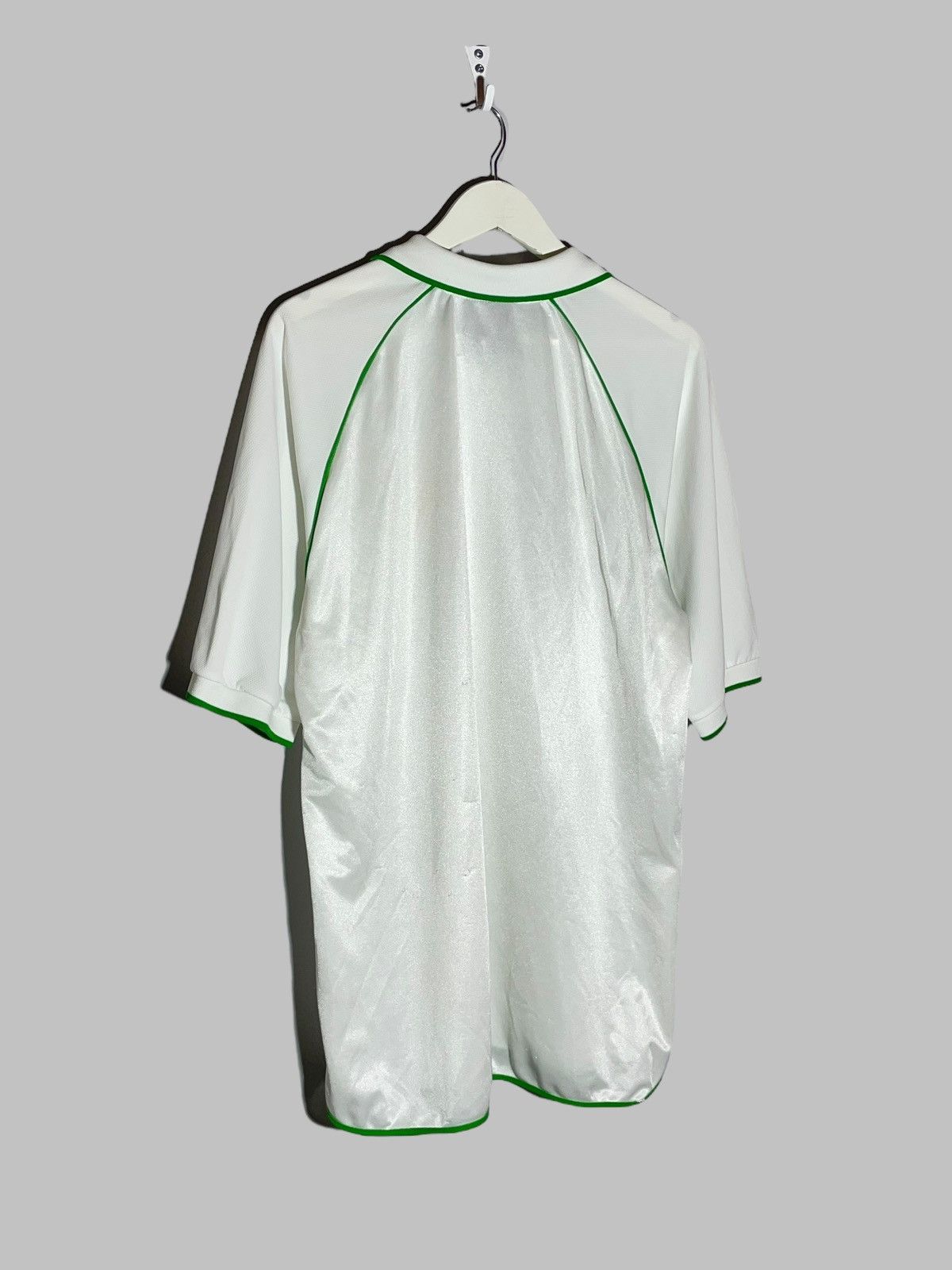 Vintage Northern Ireland Patrick 2002 Away Vintage Football Shirt Size US XL / EU 56 / 4 - 8 Thumbnail