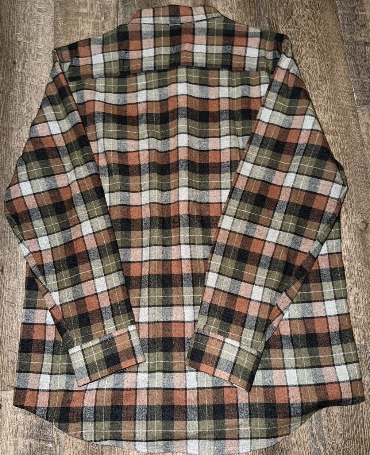 Pendleton Pendleton Mens Flannel Rust/Grey Lister Plaid size Large Size US L / EU 52-54 / 3 - 4 Thumbnail