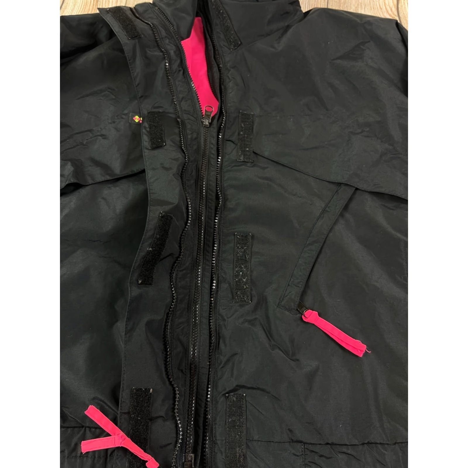 Vintage VINTAGE Columbia Whirlibird Jacket Women Long Sleeve Zip Black Large Waterproof Pocketed Model Ski Jacket Size L / US 10 / IT 46 - 5 Thumbnail