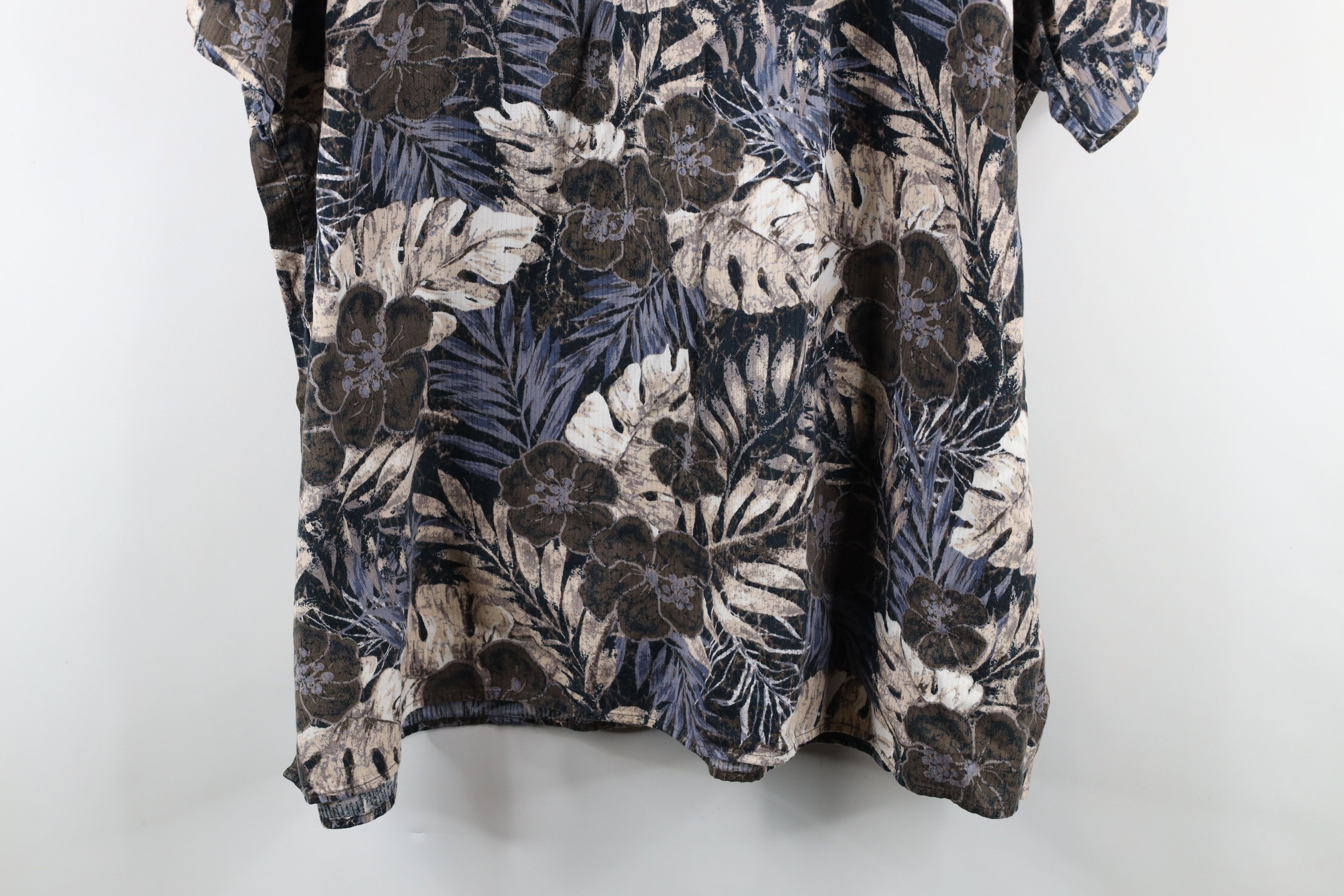 Vintage Vintage 90s Streetwear All Over Print Hawaiian Button Shirt Size US XXL / EU 58 / 5 - 9 Thumbnail