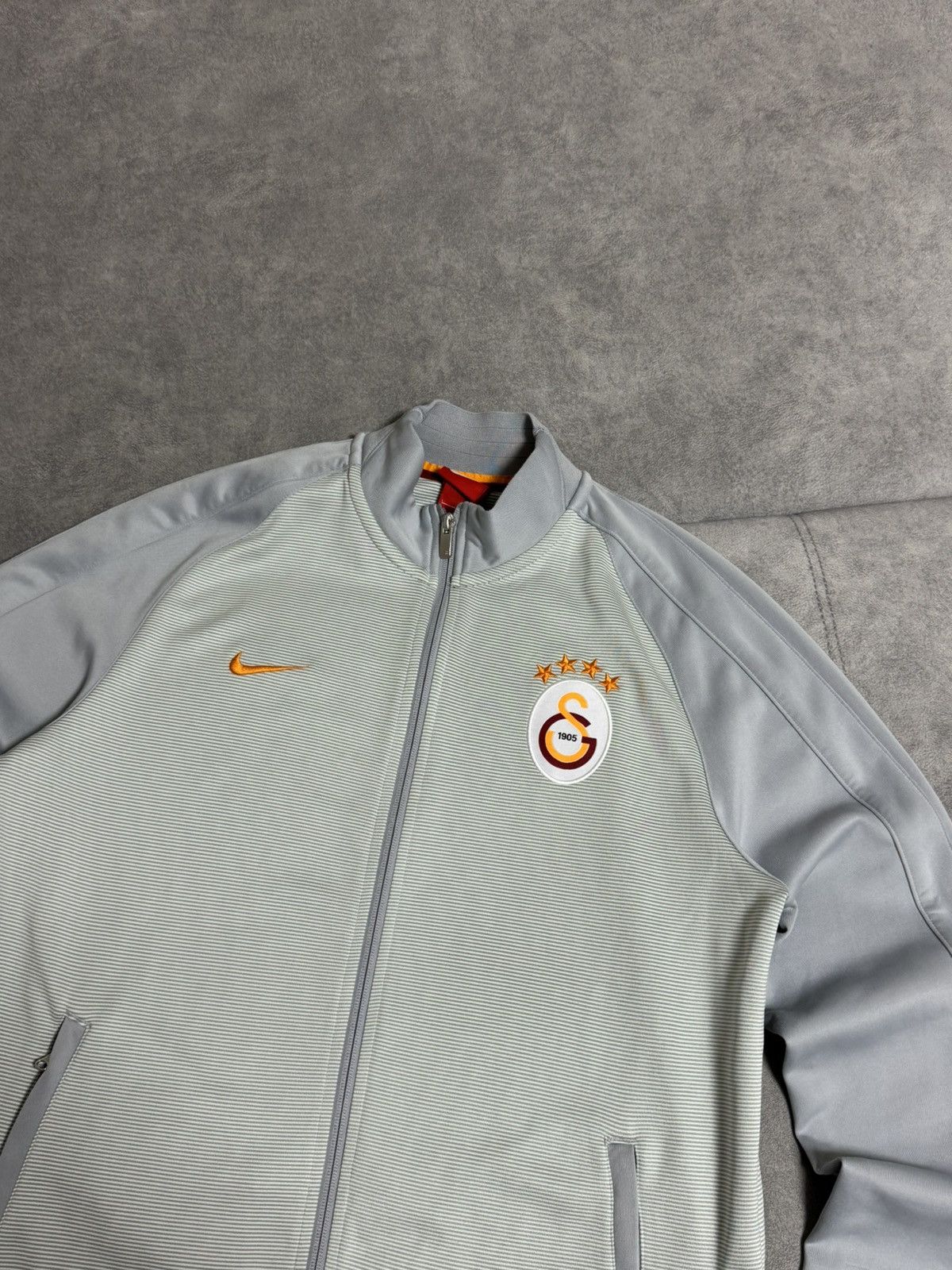 Nike Galatasaray AS Nike Track Jacket 2016-17 Men’s Size L Turkey Size US L / EU 52-54 / 3 - 15 Thumbnail