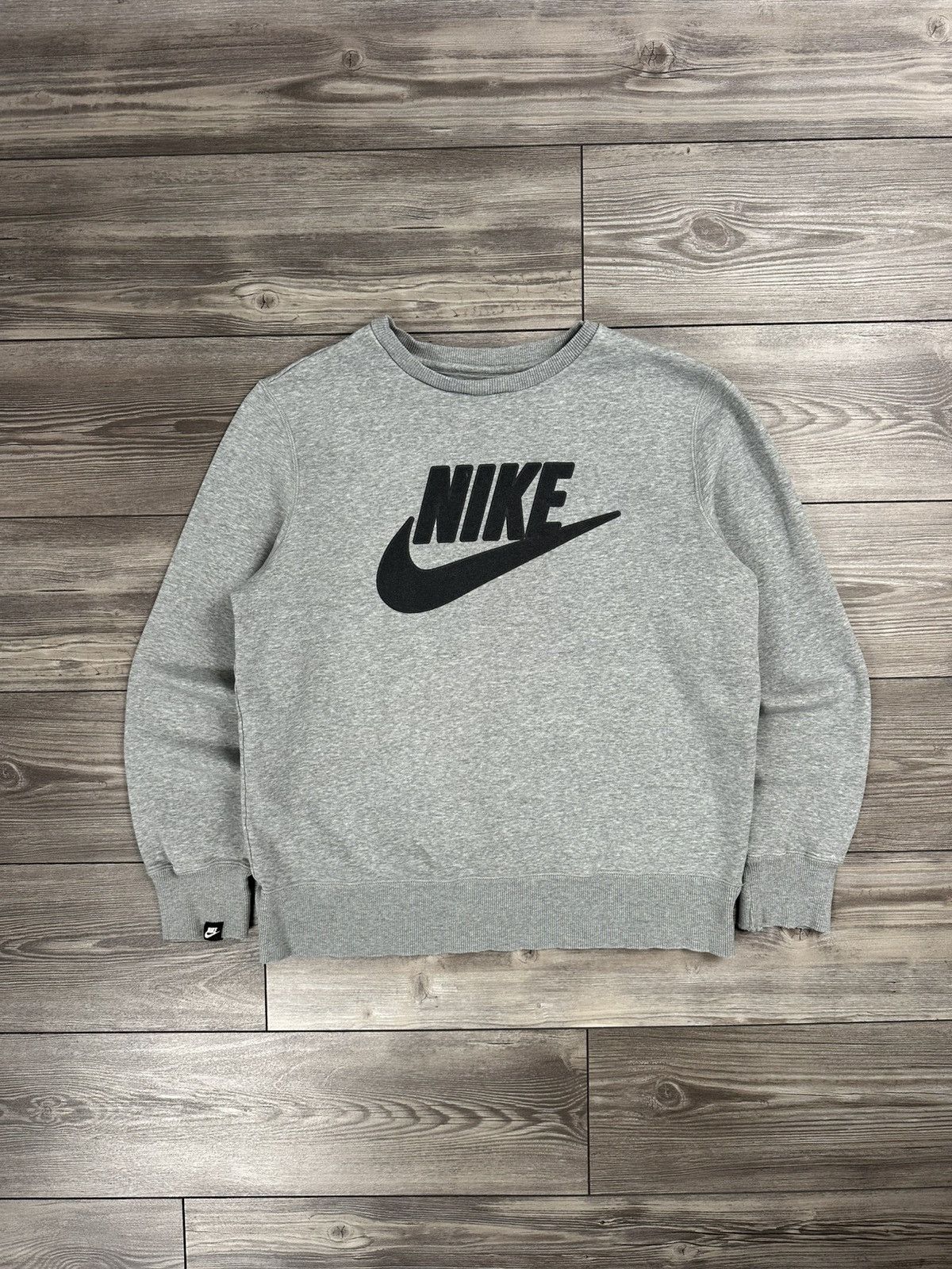 Nike Vintage Y2K Nike Spellout Crewneck Size US L / EU 52-54 / 3 - 1 Thumbnail