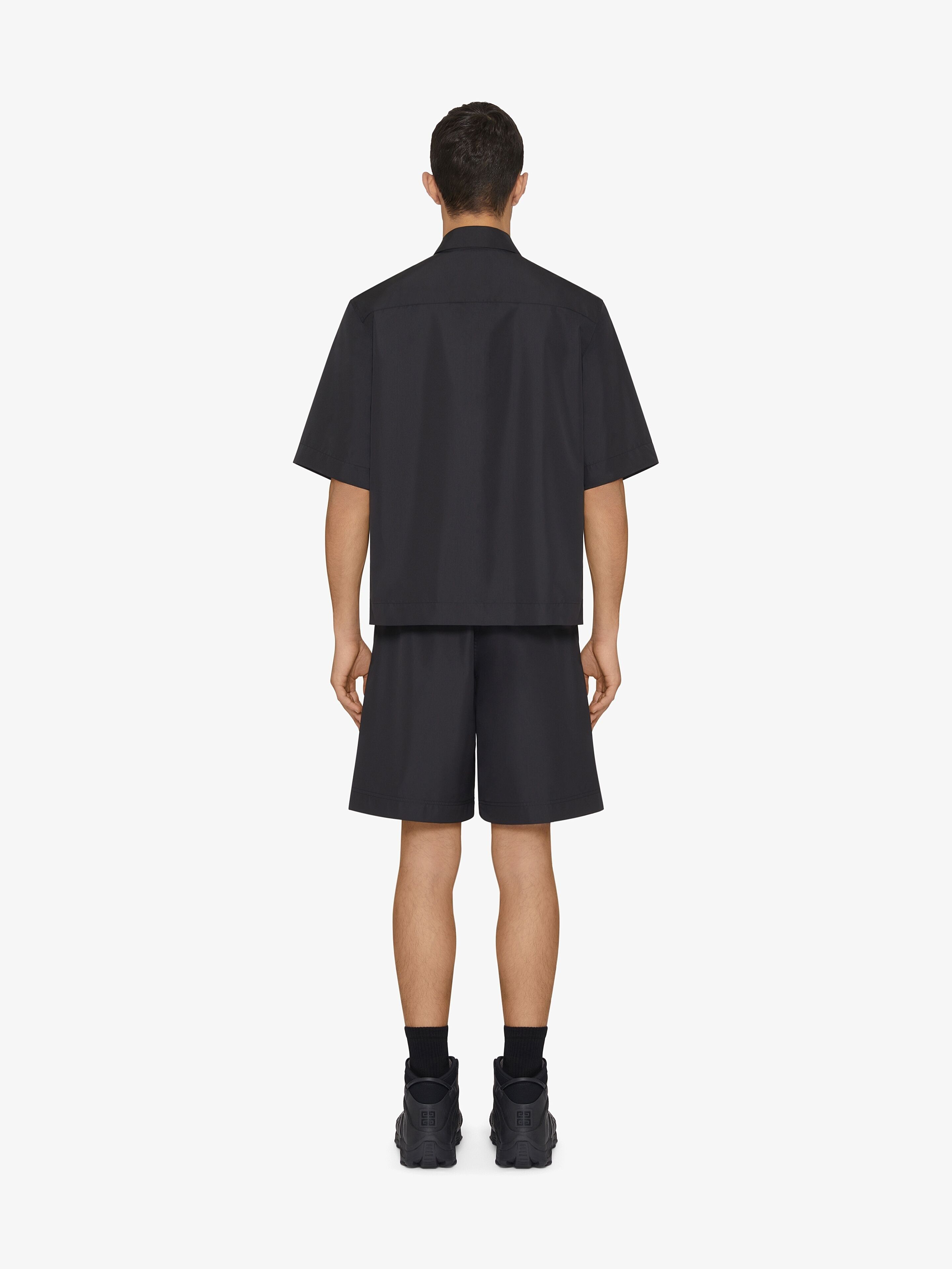 Givenchy o1w1db10925 Casual Zipped Shirt in Black Size US XS / EU 42 / 0 - 4 Thumbnail