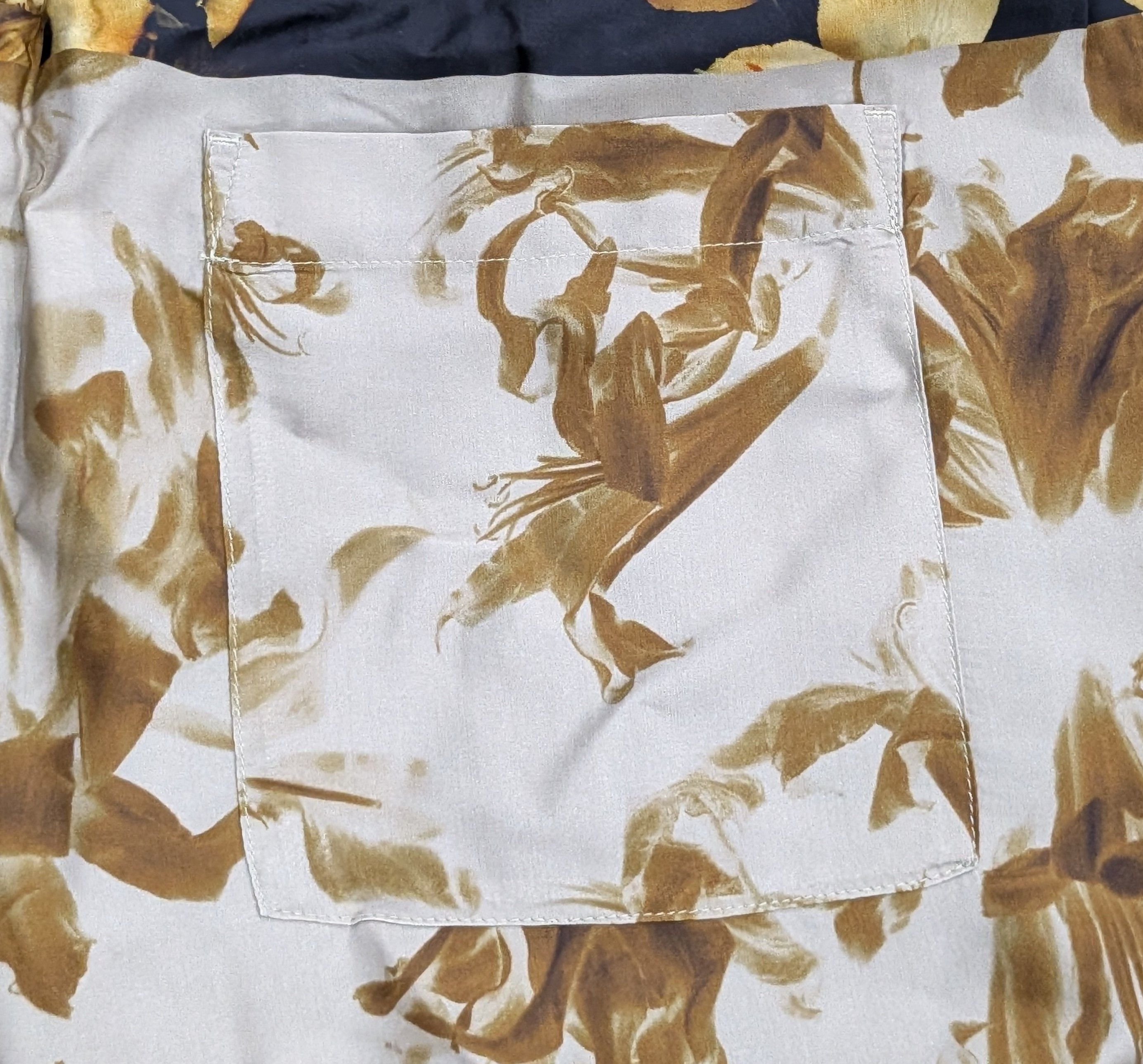 Dries Van Noten DRIES VAN NOTEN "Piperi" Printed Shorts Beige 52 US 36 Size US 36 / EU 52 - 4 Thumbnail