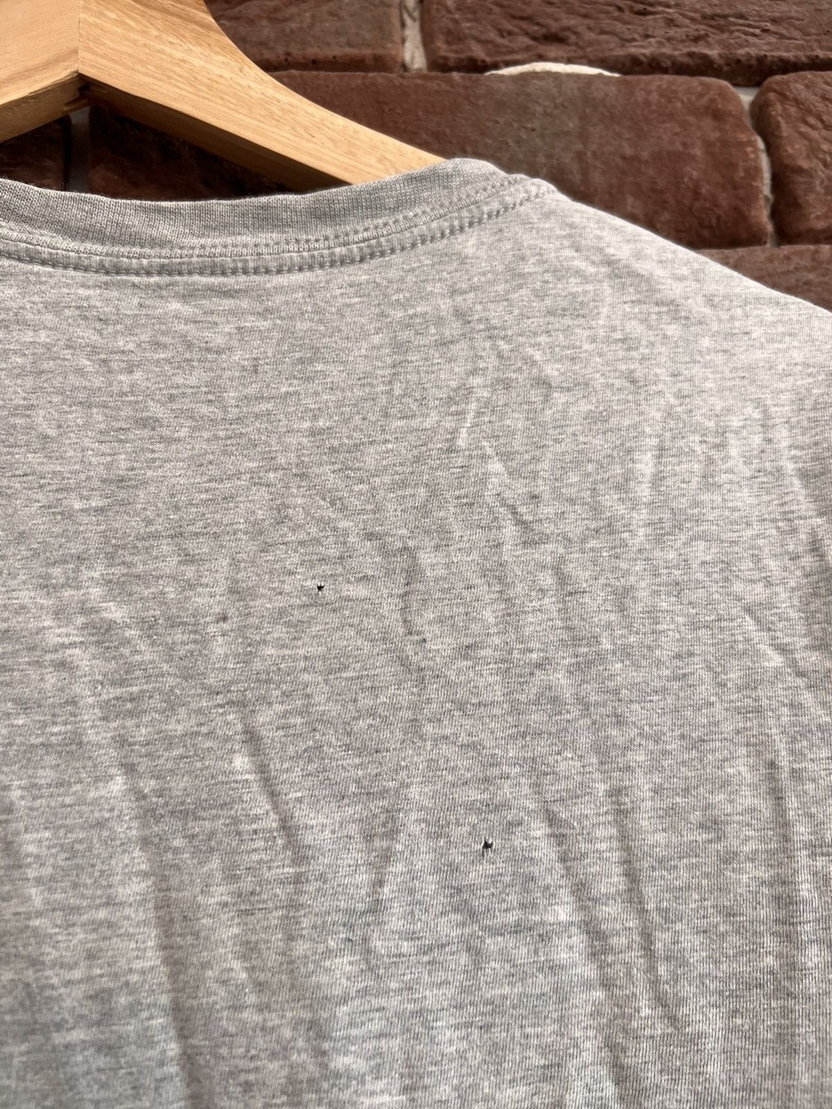 Oakley Oakley Vintage Y2k Tshirt Classic Logo Hype Streetwear Mediu Size US M / EU 48-50 / 2 - 5 Thumbnail