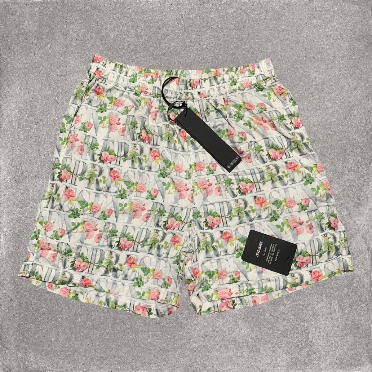 Represent Clo. Represent Medium Shorts White Floral Bottoms Size US 32 / EU 48 - 1 Thumbnail