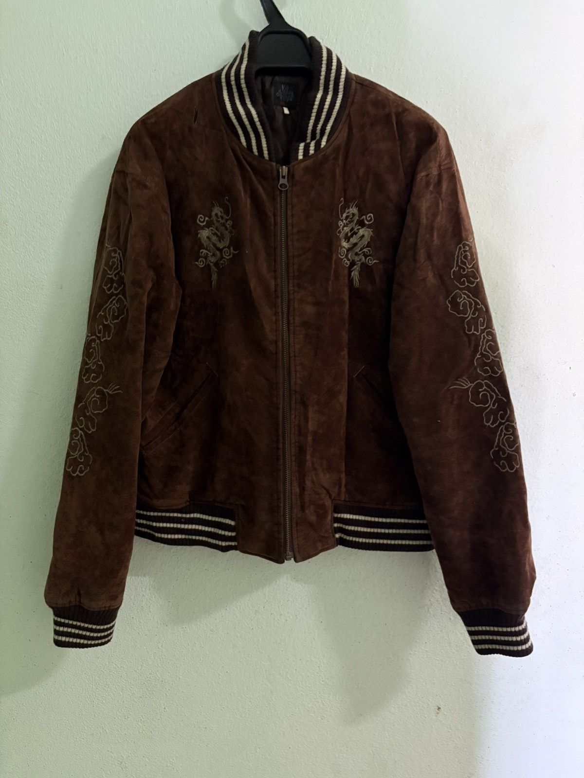 Japanese Brand × Vintage Vintage Japanese Dragon Sukajan Velvet Souvenir Jacket Size US S / EU 44-46 / 1 - 1 Thumbnail
