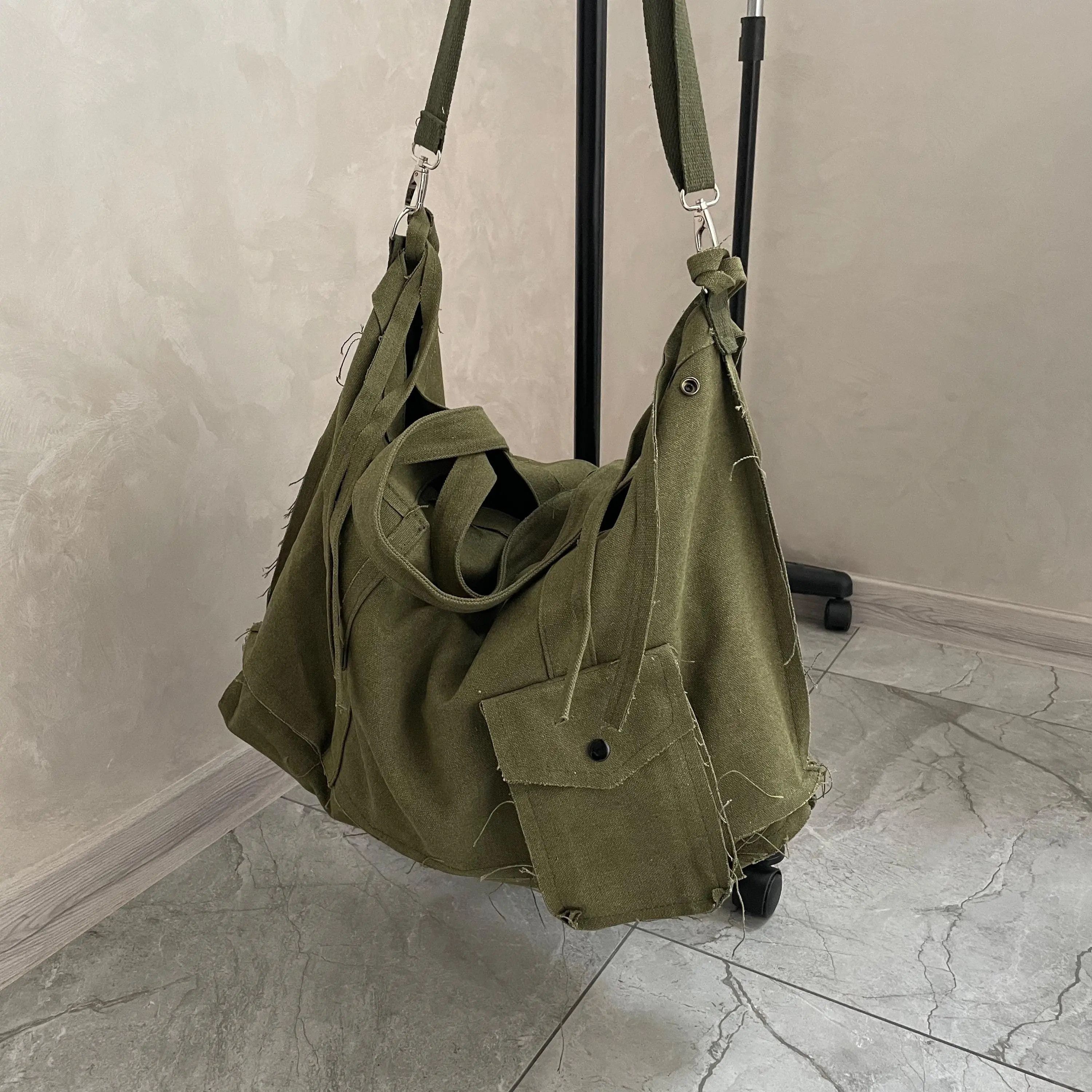Other Large Canvas Messenger Bag y2k japanese style alt faded Size ONE SIZE - 9 Thumbnail
