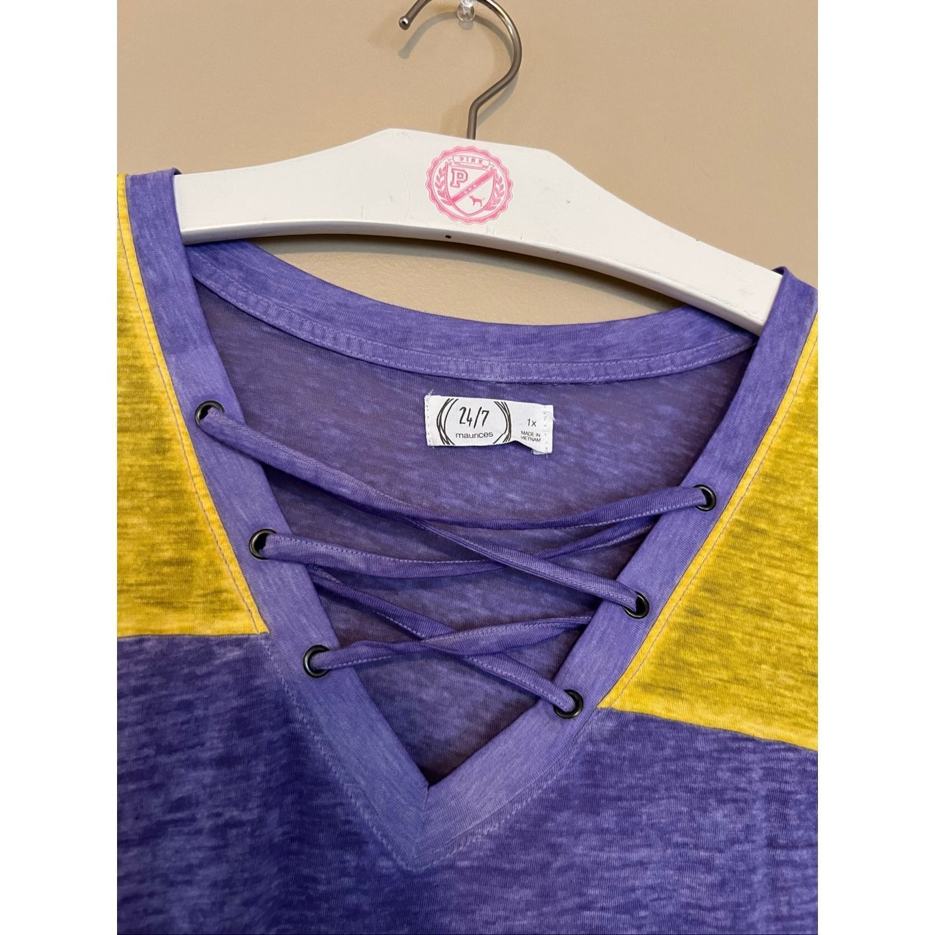 Other Maurice’s 24/7 Purple And Yellow T-Shirt Woman’s Size 1X Size XL / US 12-14 / IT 48-50 - 3 Thumbnail