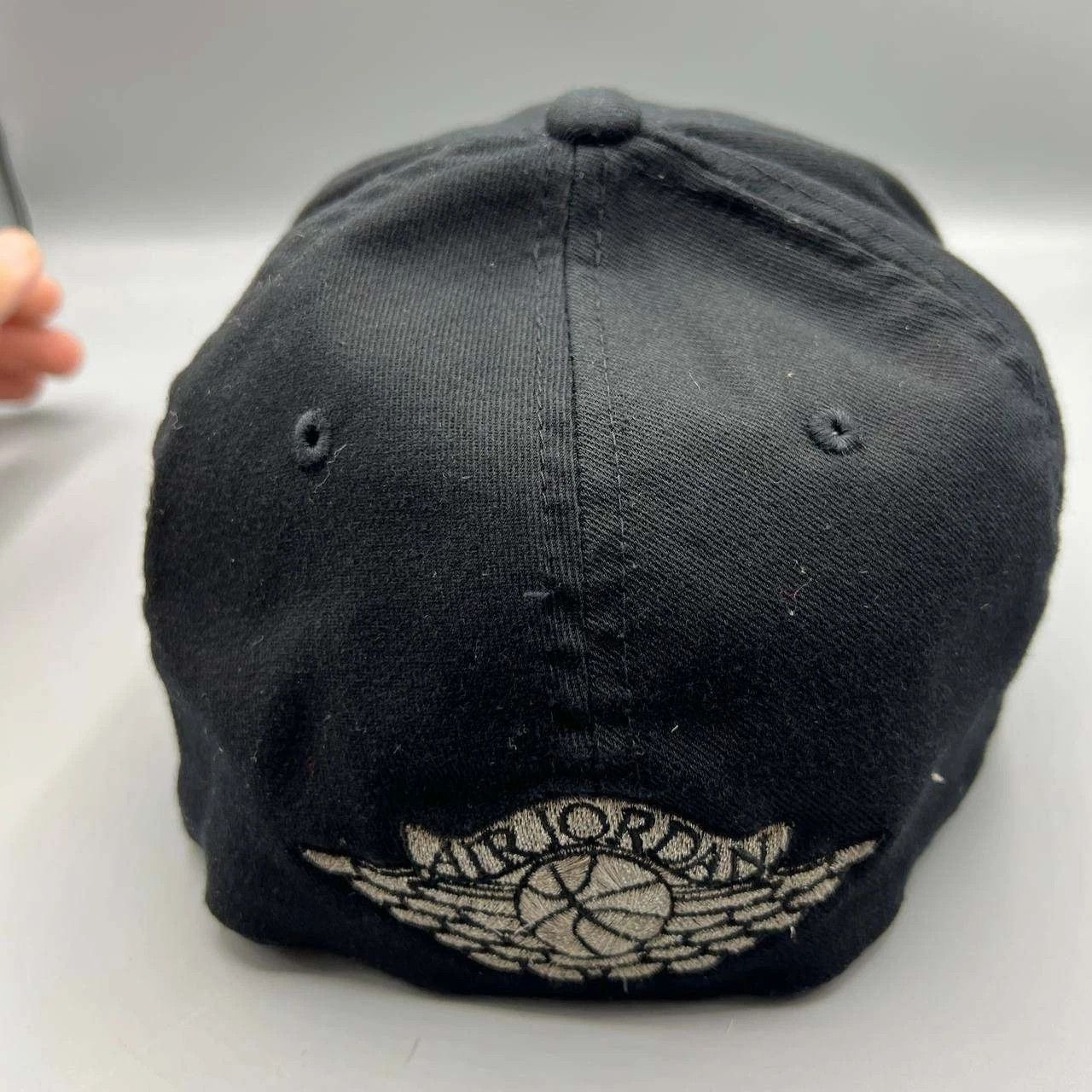 Jordan Brand Air Jordan Wings Hat Men S-M Embroidered Stretch Fitted Size ONE SIZE - 2 Thumbnail