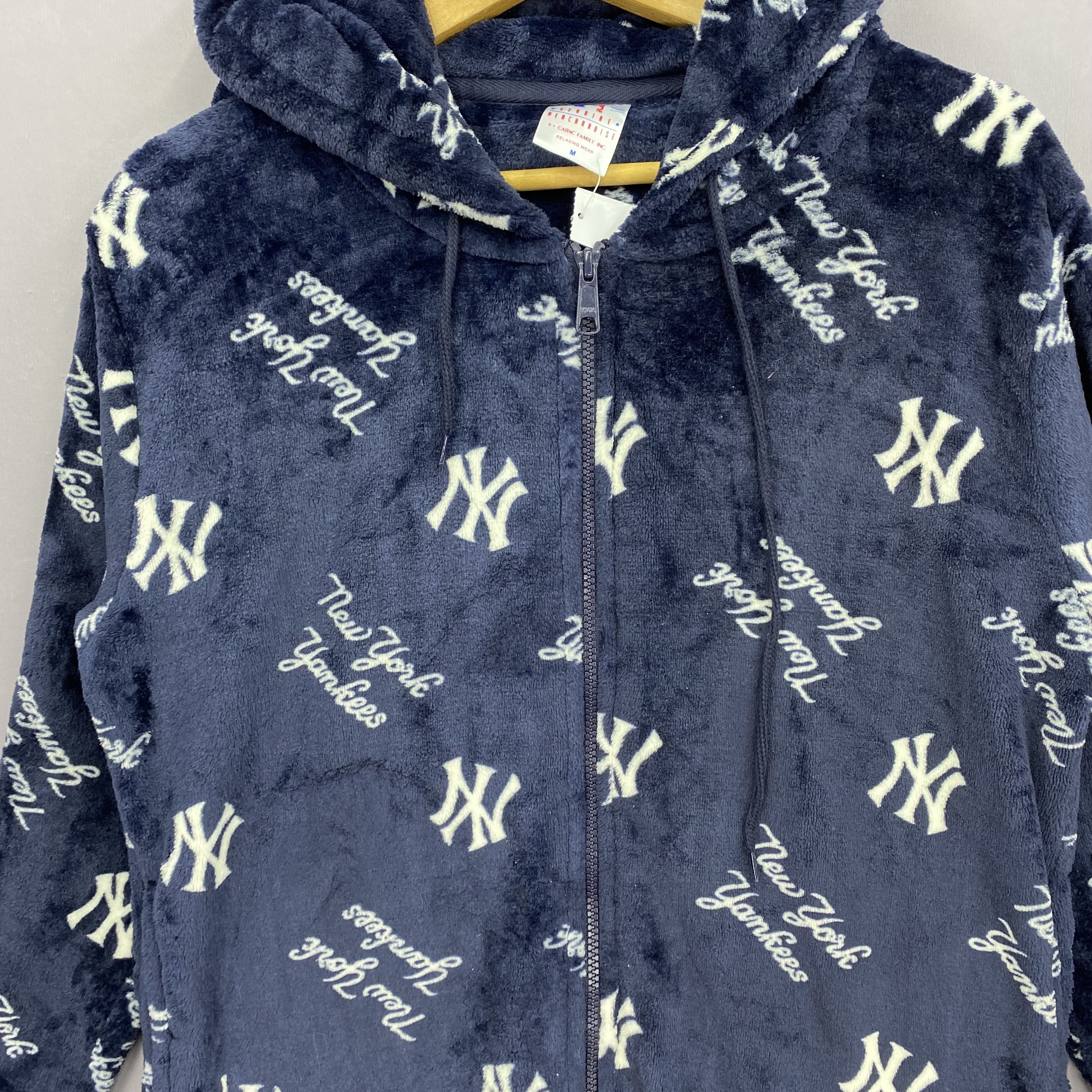 New York Yankees Vintage MLB New York Yankees Sweater Fleece Hoodie Size US S / EU 44-46 / 1 - 7 Thumbnail