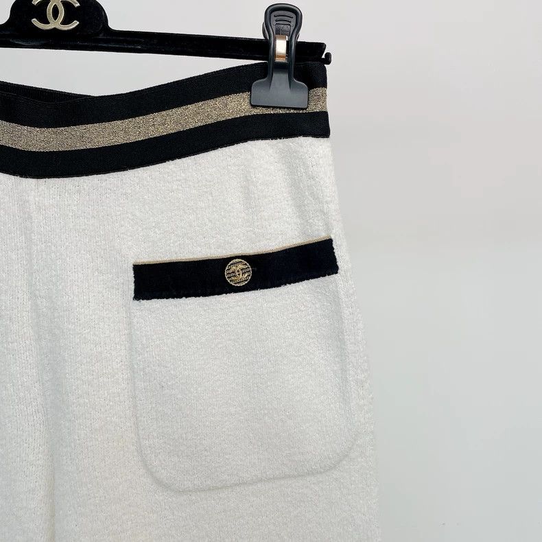 Chanel Chanel White casual pants 2504-Nextarrow Size 42" / US 20 - 3 Thumbnail