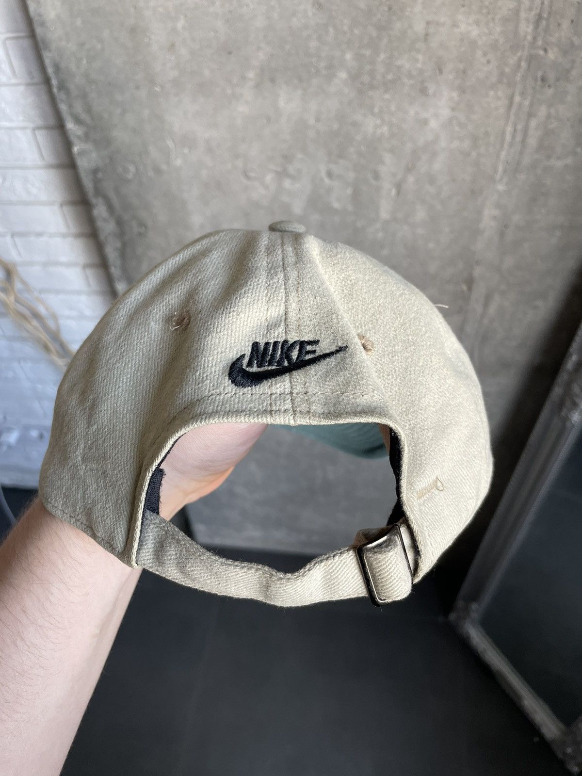 Nike Vintage 90s Nike Cap Hat Beige Black Swoosh green visor Y2k Size ONE SIZE - 5 Thumbnail