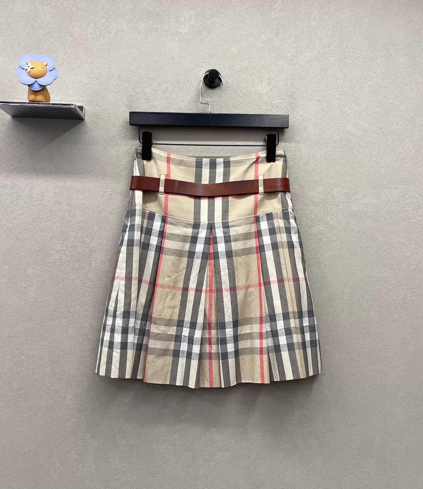 Burberry Burberry Women's Check Pleated Mini Skirt 34 Size 24" / US 00 / IT 34 - 2 Thumbnail