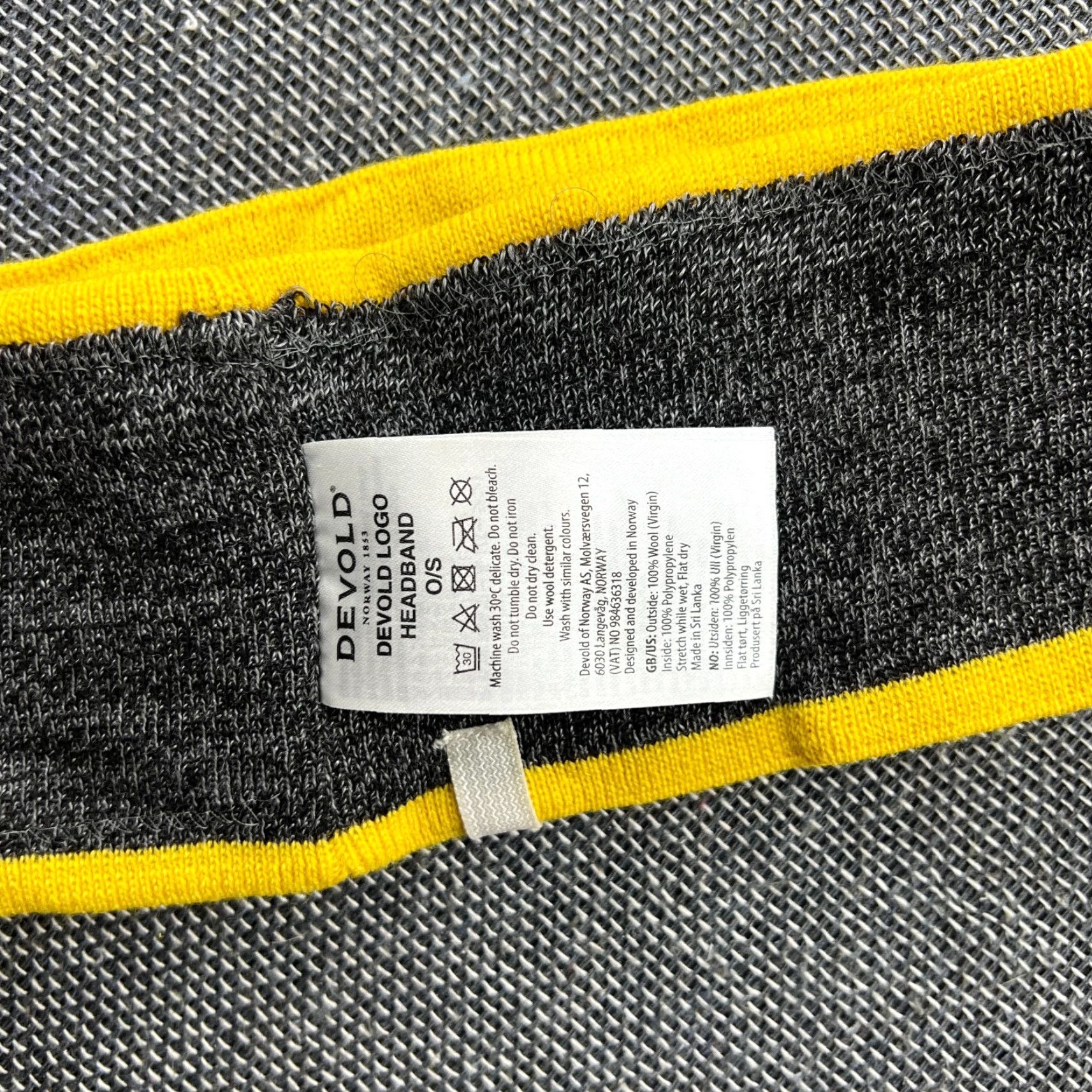 Vintage DEVOLD Virgin Wool Logo Headband One Size Yellow Lined Thermal Knitted Size ONE SIZE - 5 Thumbnail