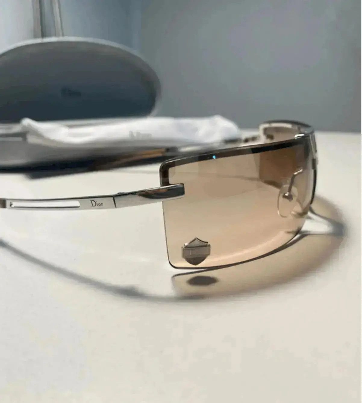 Dior × John Galliano × Vintage DIOR Sunglasses Rimless Shield Wrap Sport Stunt Galliano Era Size ONE SIZE - 3 Thumbnail