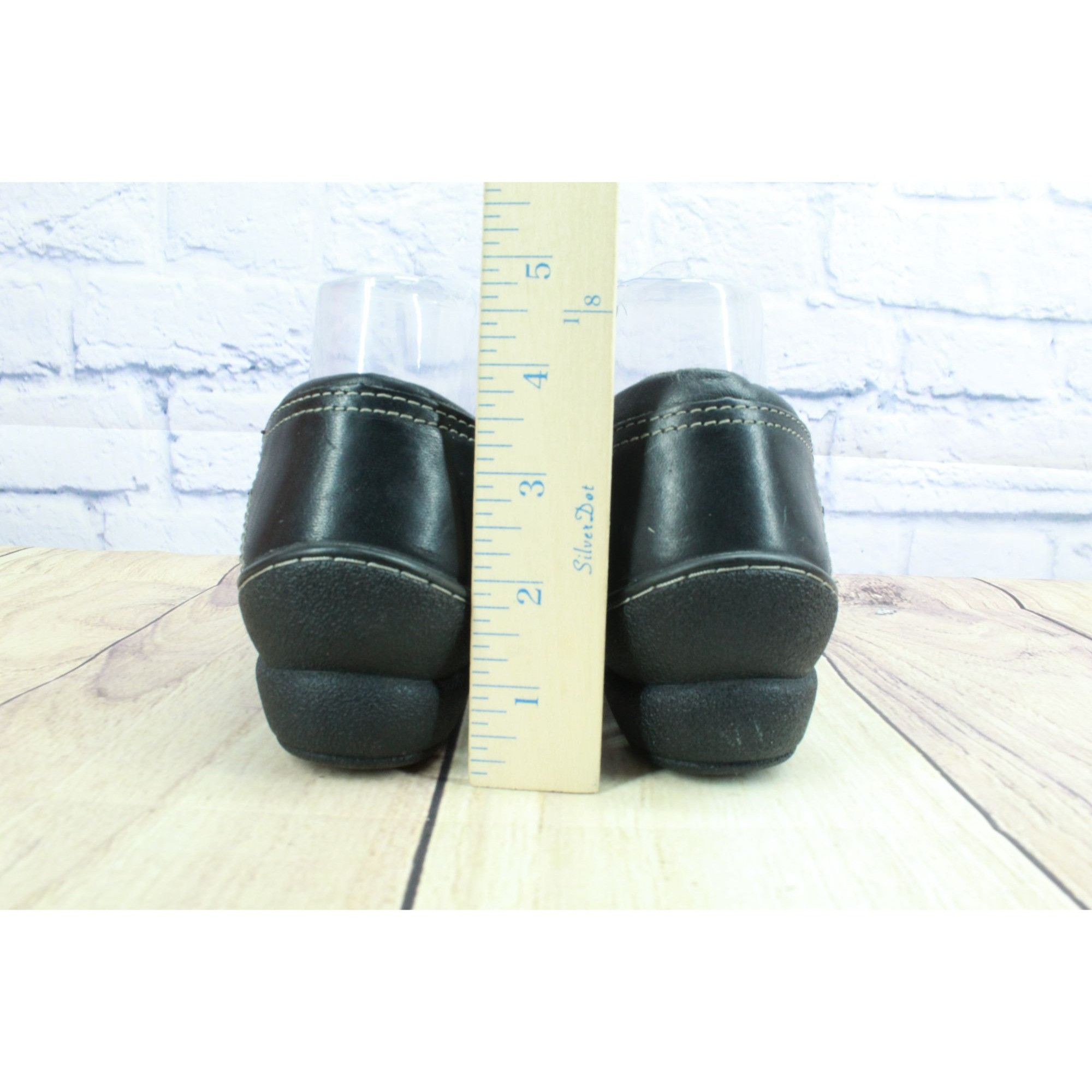 Leather LL Bean Women's Leather Slip On Split Toe Wedge Loafer Shoes Size US 6.5 / IT 36.5 - 6 Thumbnail