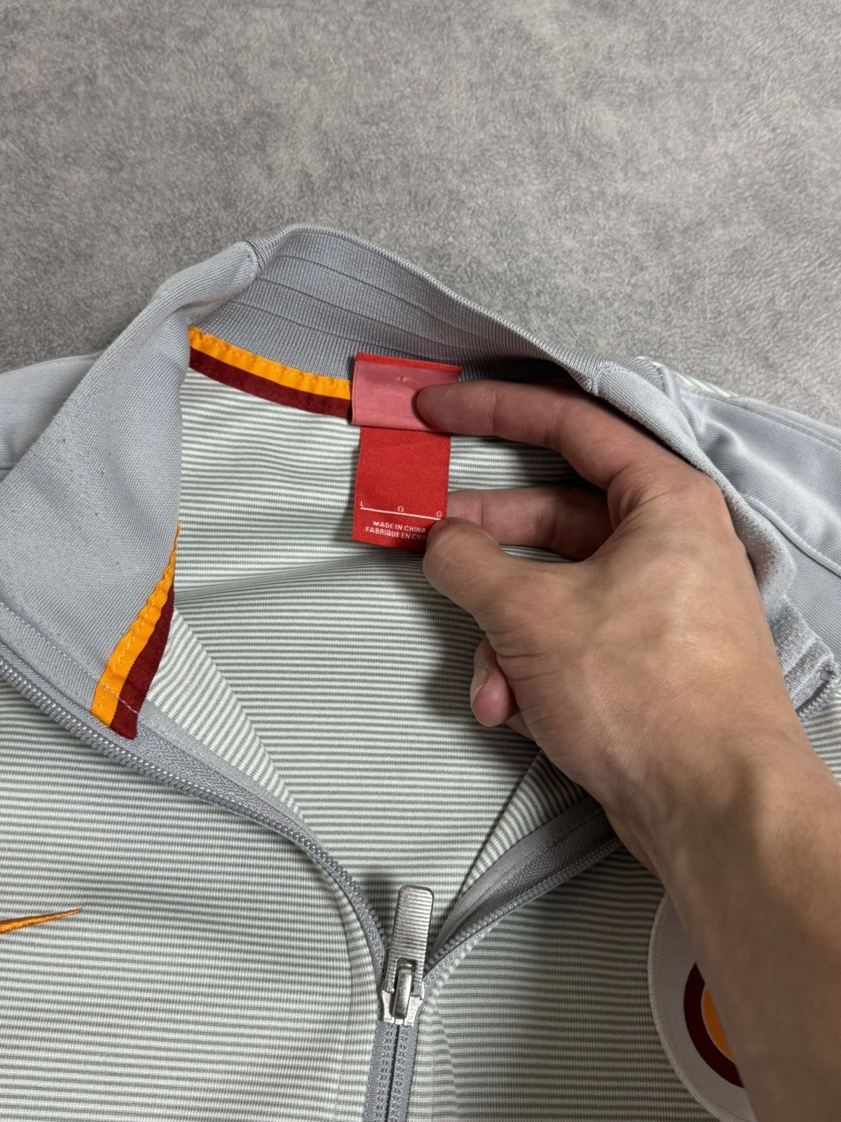 Nike Galatasaray AS Nike Track Jacket 2016-17 Men’s Size L Turkey Size US L / EU 52-54 / 3 - 18 Thumbnail