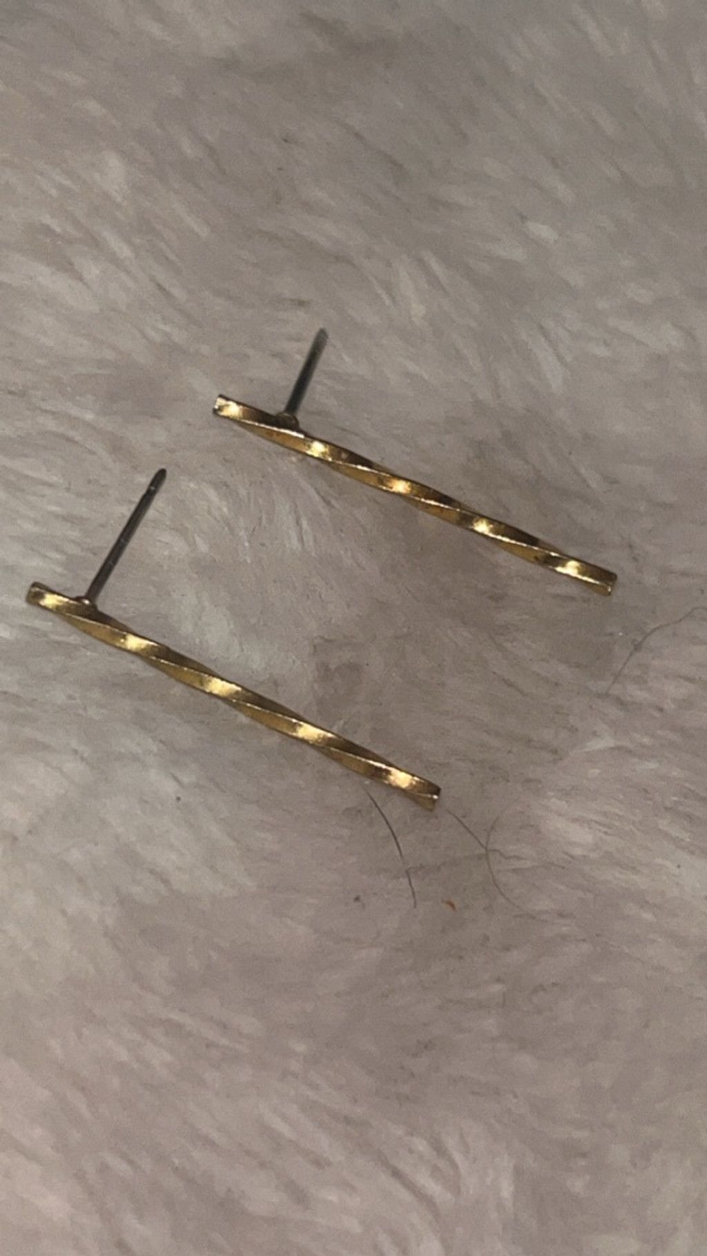 The Unbranded Brand Women's Unbranded Gold Twisted Bar Stud Earrings One Size Size ONE SIZE - 2 Thumbnail