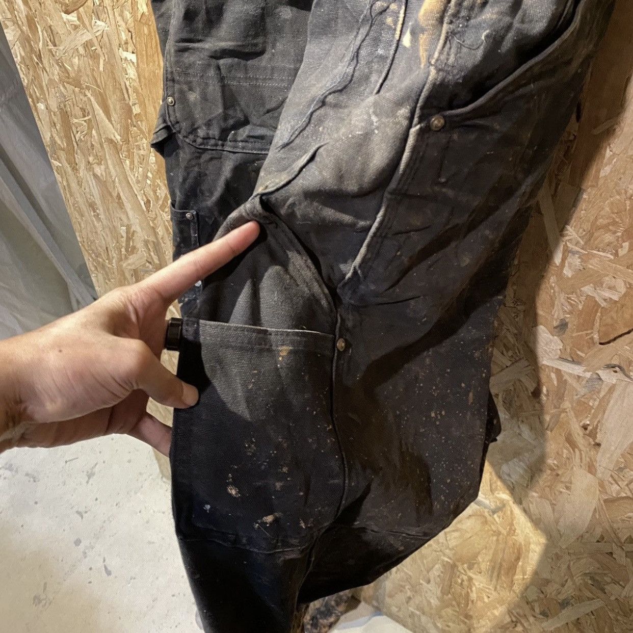 Carhartt × Carhartt Wip × Vintage Carhartt Men's Black Bib Patched /marked Carpenter Dungarees Size US 42 / EU 58 - 16 Thumbnail