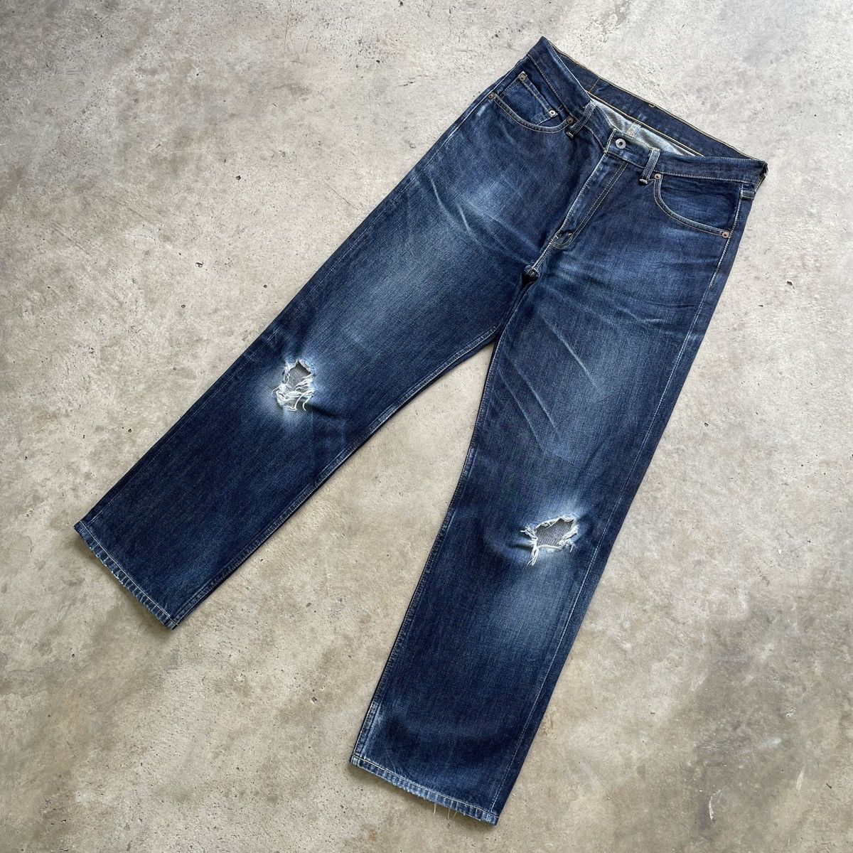 Levi's Vintage Clothing Vintage Levi’s 502 Distressed Jeans Dark Blue Faded Pants Size US 32 / EU 48 - 2 Thumbnail