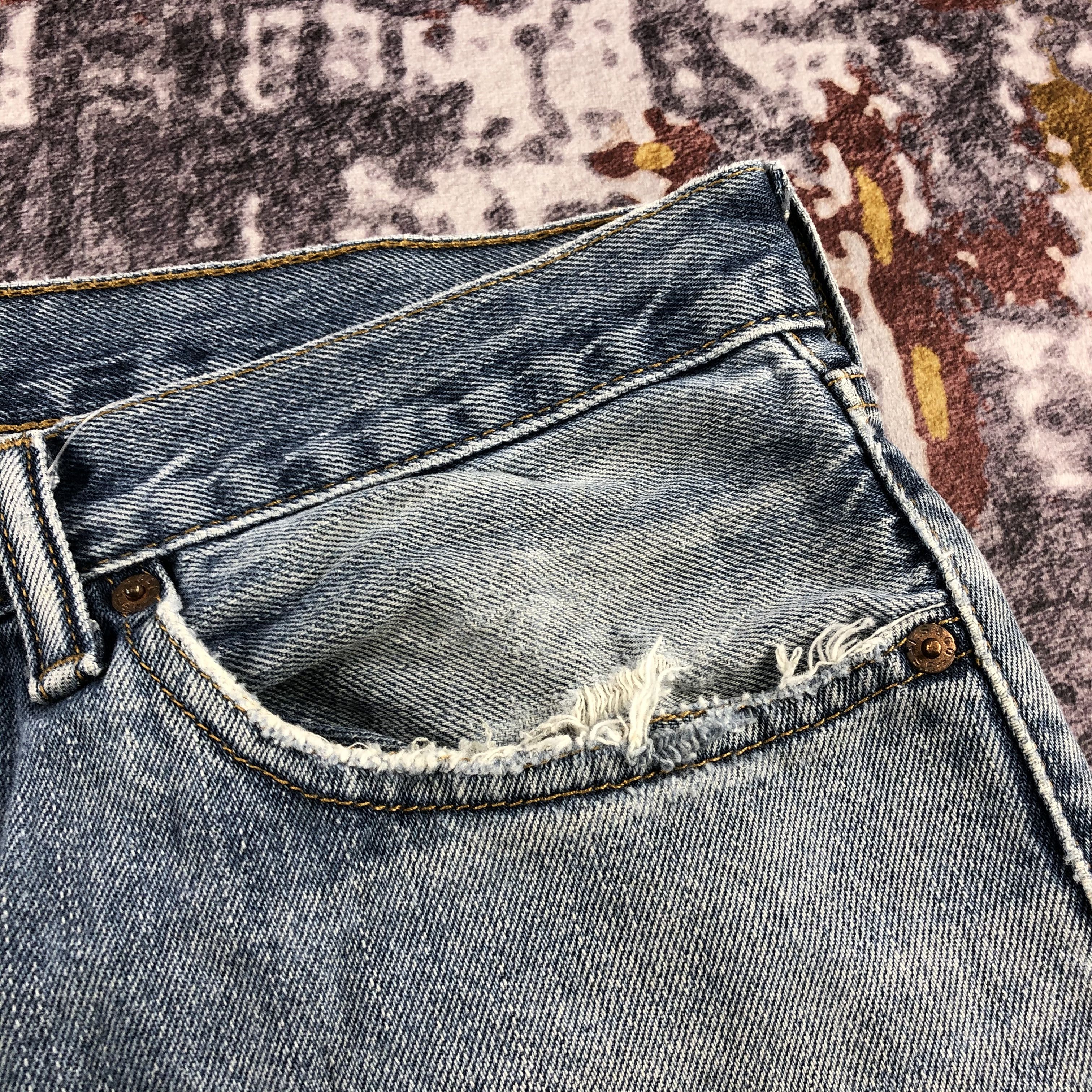 Levi's × Vintage Vintage Light Wash Levis 505 Jeans-JM2635 Size US 37 - 4 Thumbnail