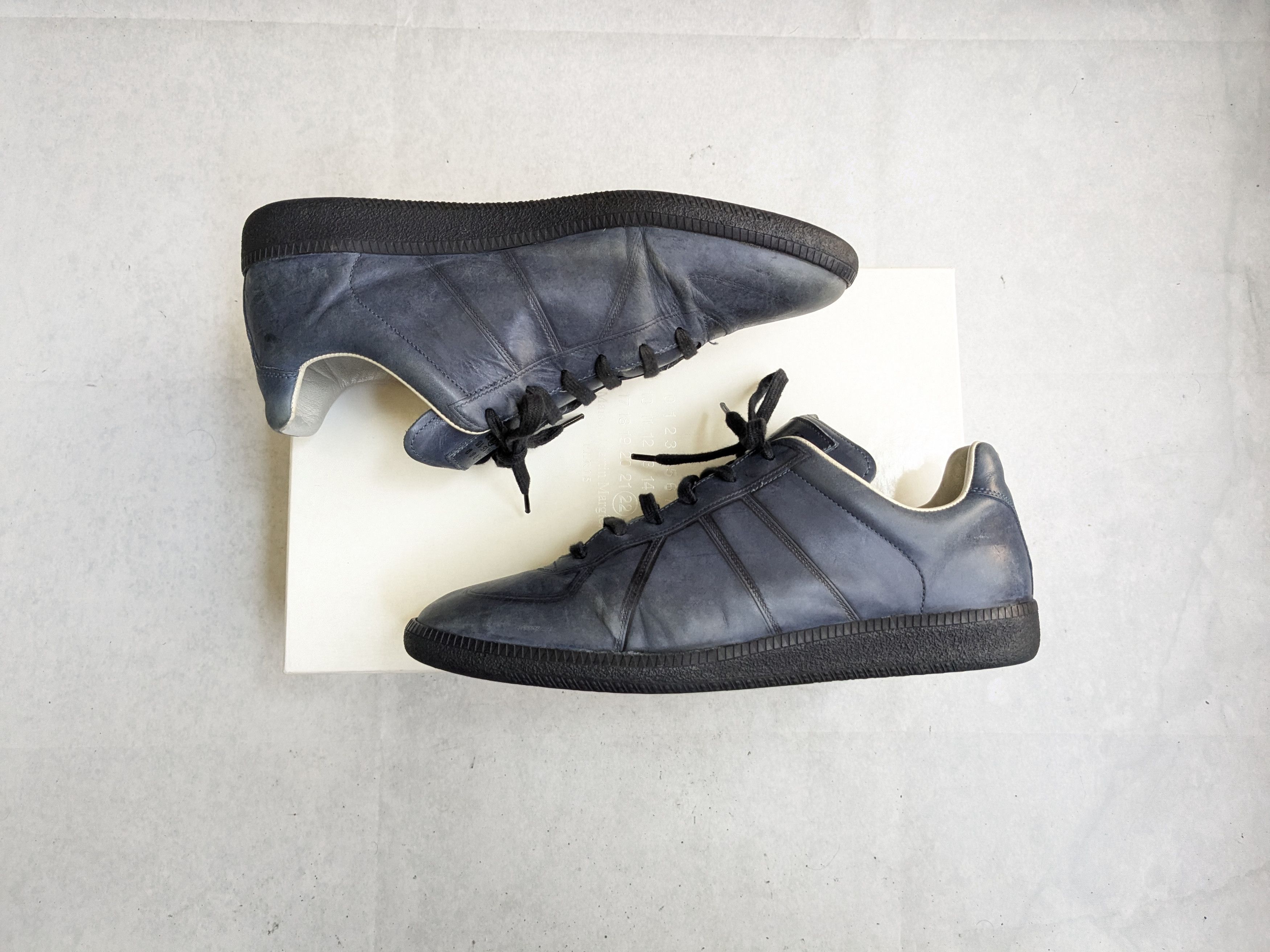 Maison Margiela Maison Margiela Replica GAT Sneakers Blue 9 42 Leather Low Size US 9 / EU 42 - 1 Thumbnail
