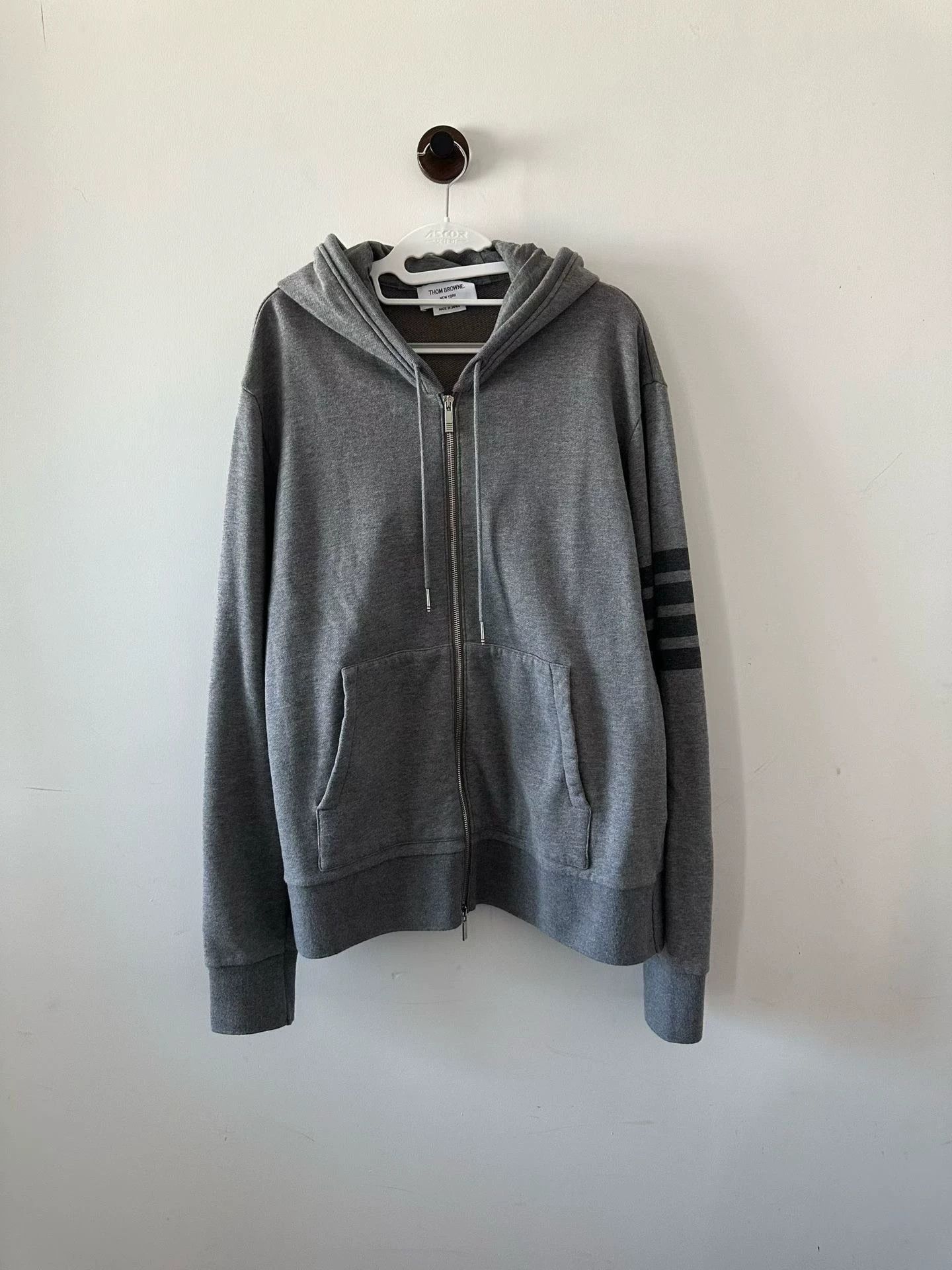 Thom Browne Thom Browne Dark Gray knit jacket size 5 Size US XL / EU 56 / 4 - 1 Thumbnail