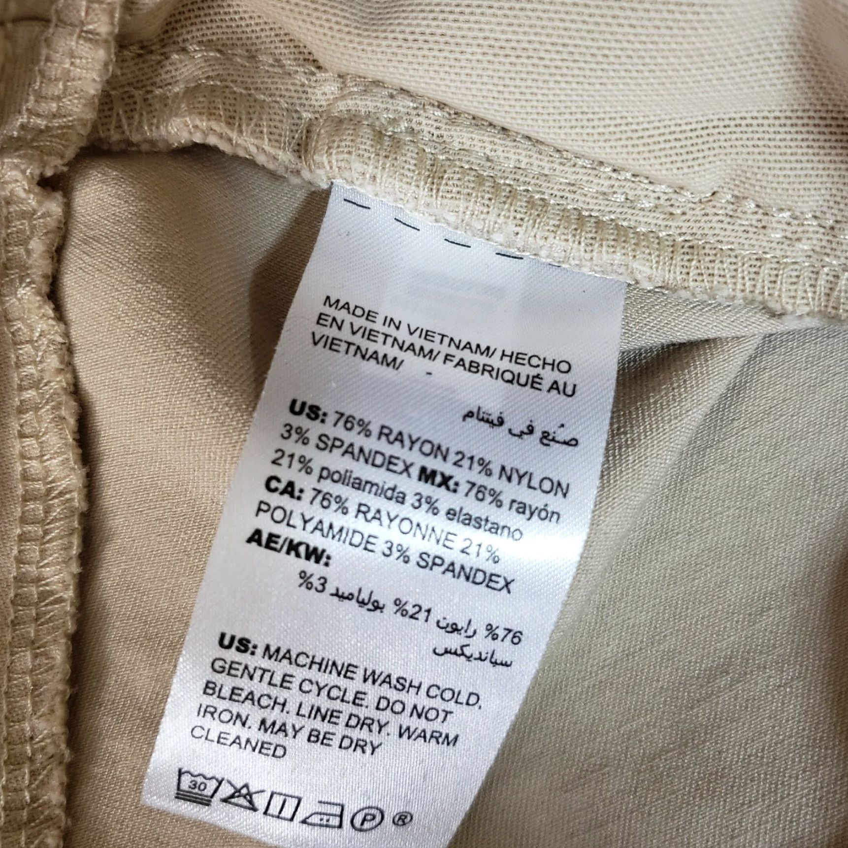 Vintage Chico's Womens Cropped Pull On Pants 8P Tan Brown Mid Rise Rayon Blend Petite Inseam 21 Style Cropped Mens Womens Girls Size 30" / US 8 / IT 44 - 6 Thumbnail