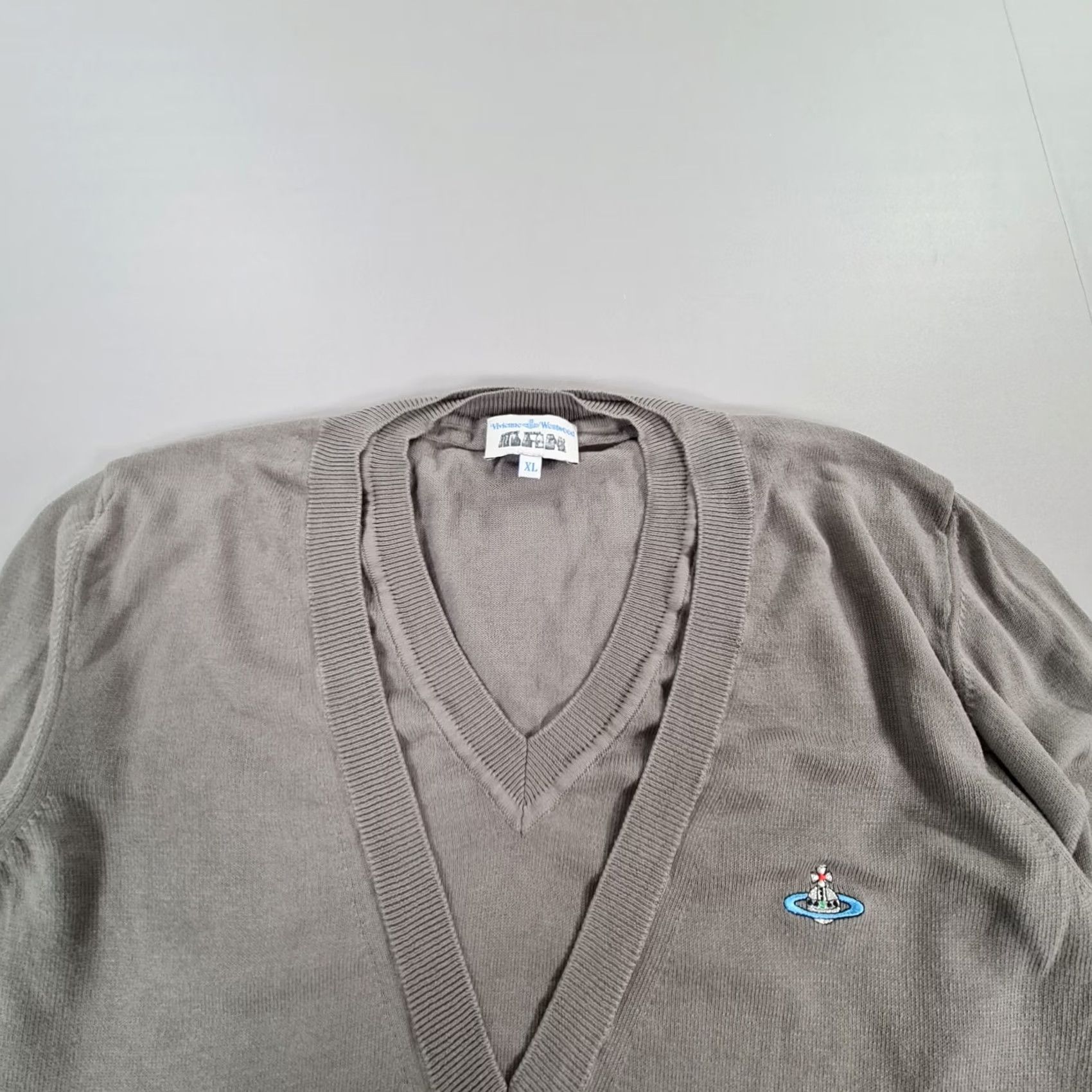 Vivienne Westwood Vivienne Westwood Jumper Mens V Neck Cotton Knit Pullover Grey XL Pullover Knit Shirt Size US XL / EU 56 / 4 - 2 Thumbnail