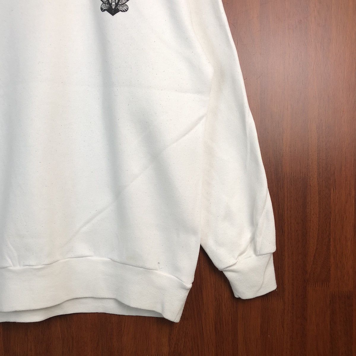 Japanese Brand one eye one hand White Sweatshirt #7554 Size US XL / EU 56 / 4 - 7 Thumbnail