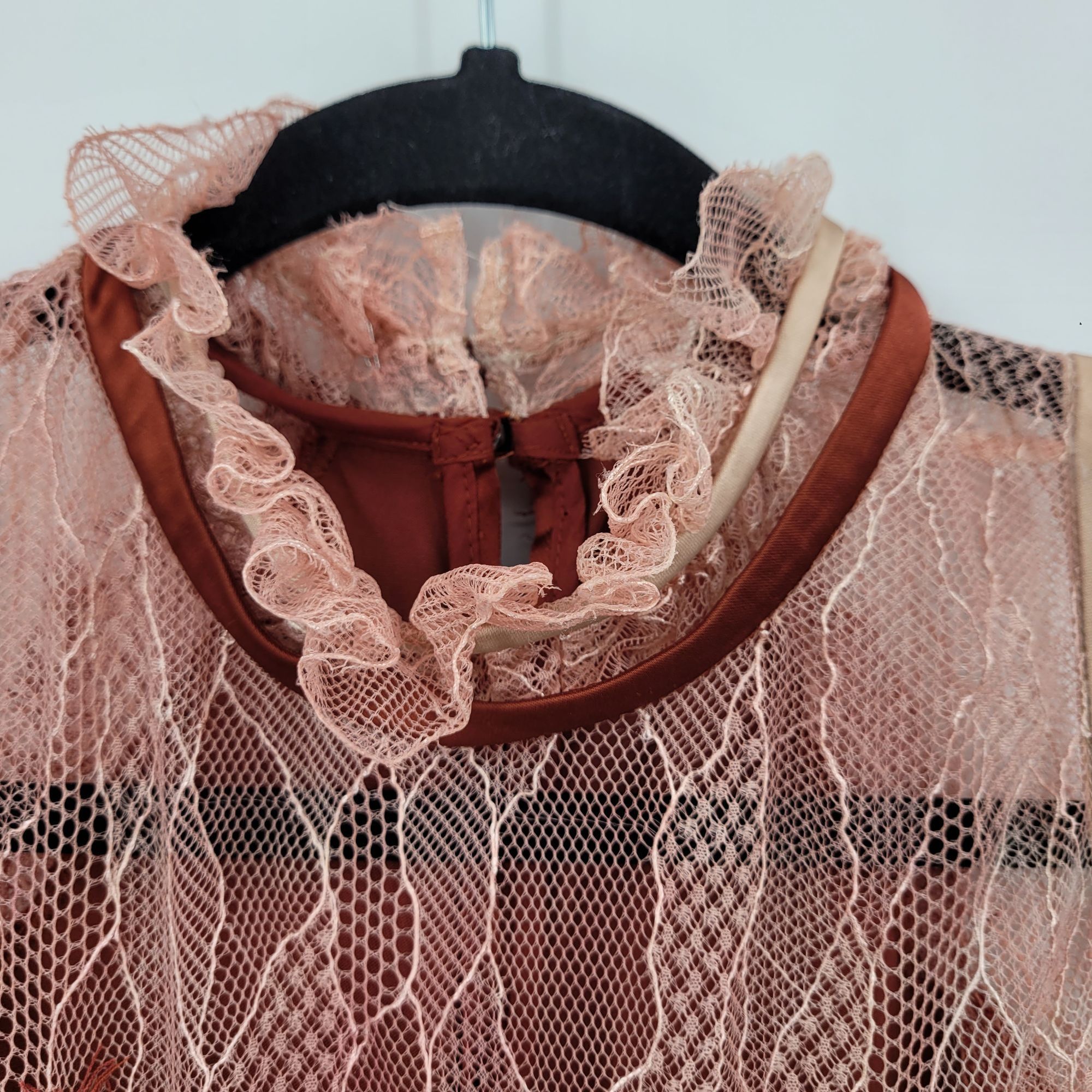 Jonathan Simkhai Jonathan Simkhai Feminine Ruffled Lace Top Blouse Sz M Rust Size M / US 6-8 / IT 42-44 - 6 Thumbnail