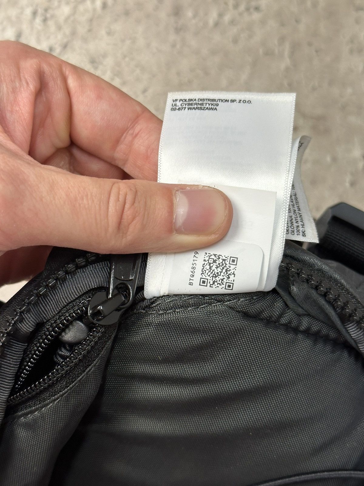 The North Face × Vintage The North Face Lumbnical Bag Black Sling Nylon Size ONE SIZE - 18 Thumbnail
