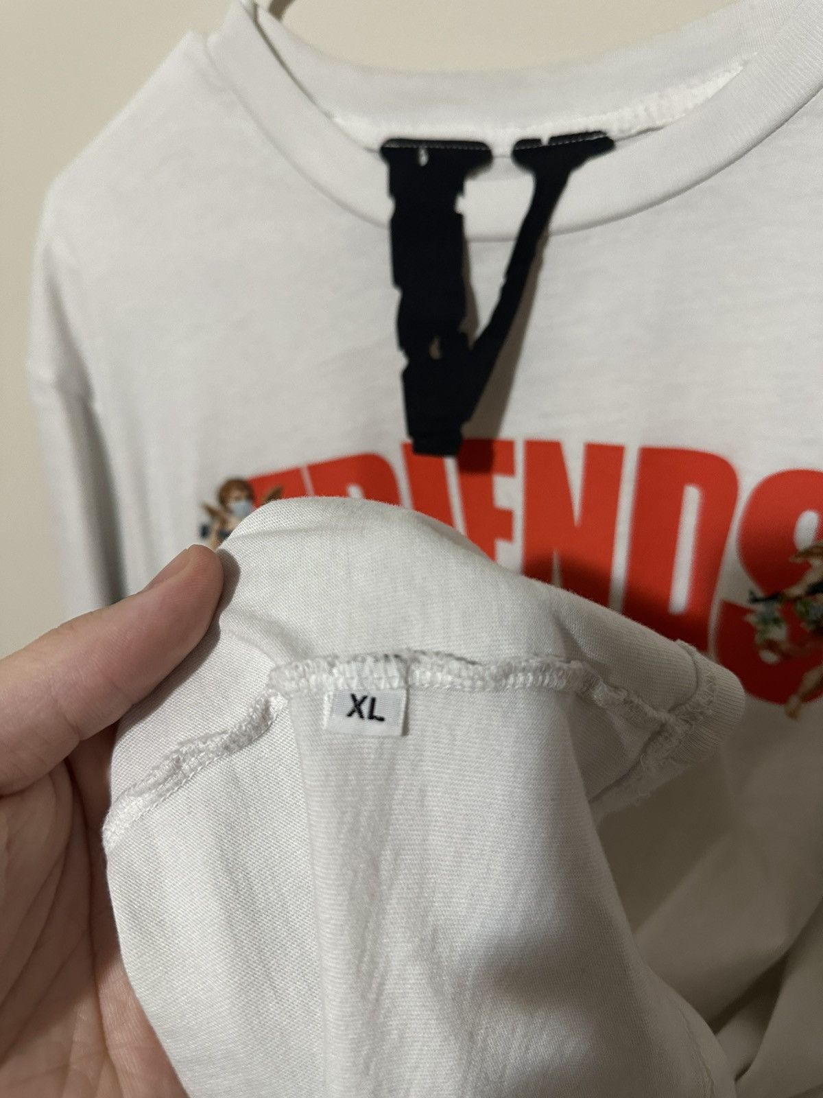 Vlone VLONE Friends COVID Angels Tee XL Size US XL / EU 56 / 4 - 5 Thumbnail