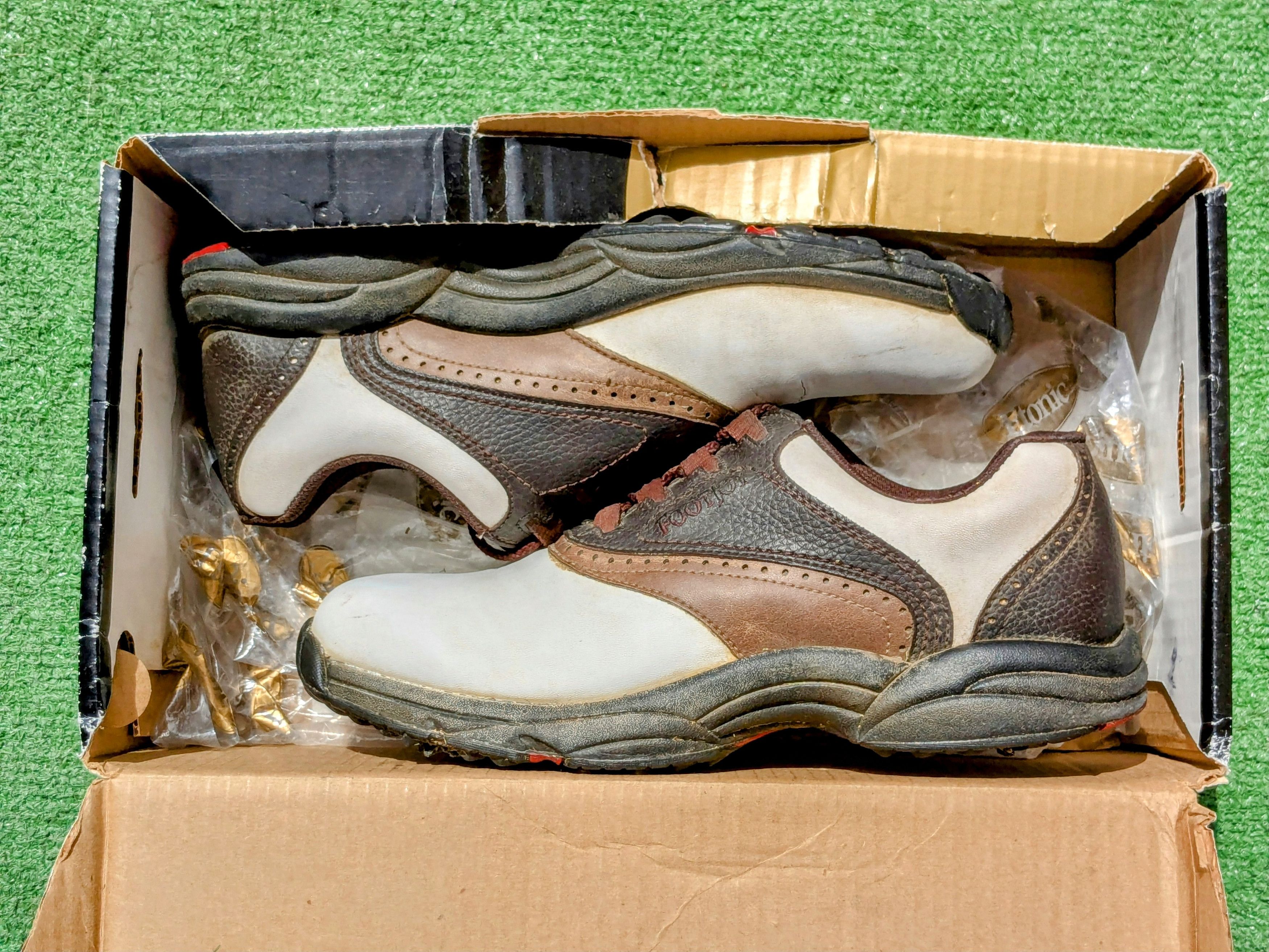 Footjoy CRACKED Foot-Joy 53572 Golf Classic Spike Shoes USED Size US 8.5 / EU 41-42 - 3 Thumbnail